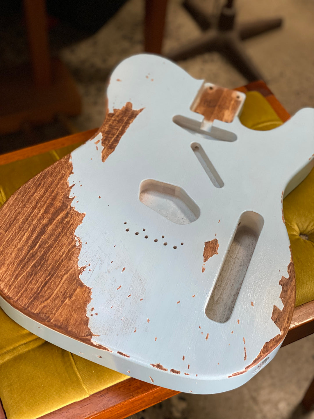 Telecaster body - Unloaded Nitro Finish Heavy Relic - Sonic Blue