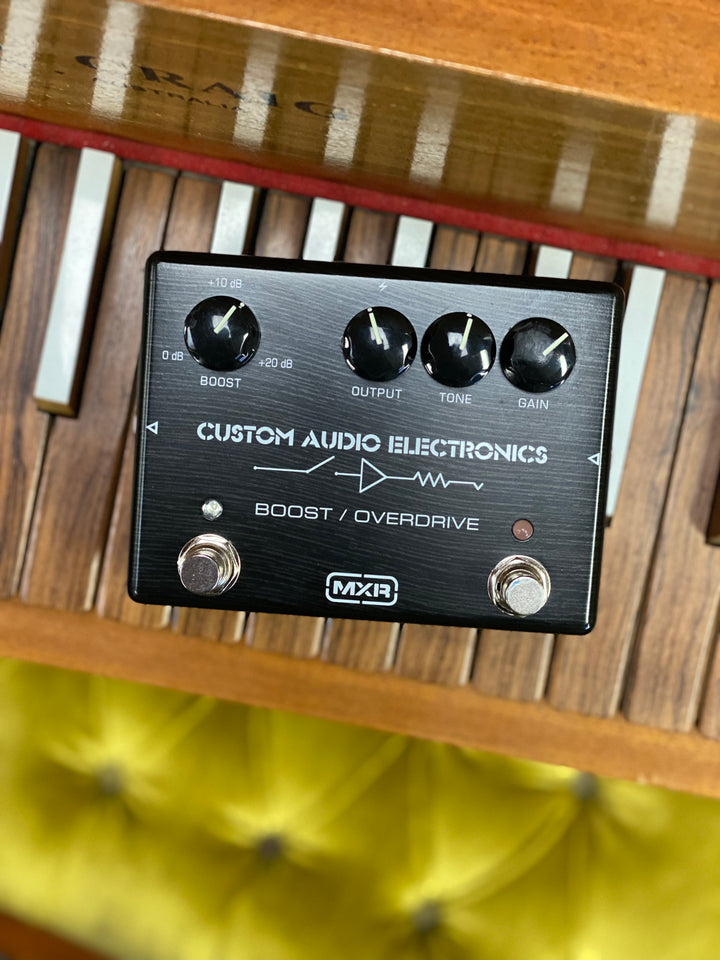 MXR Custom Audio electronics BoostOverdrive wbox ***pre loved***