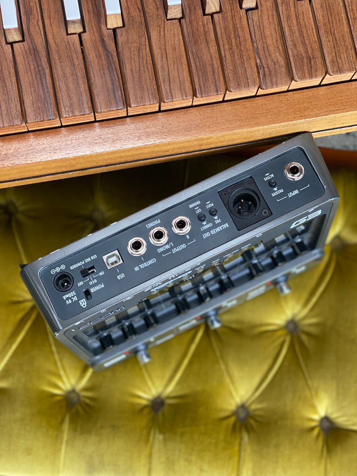 Zoom G3 Multi FX Pedal w/Power Supply & Box ***pre loved***