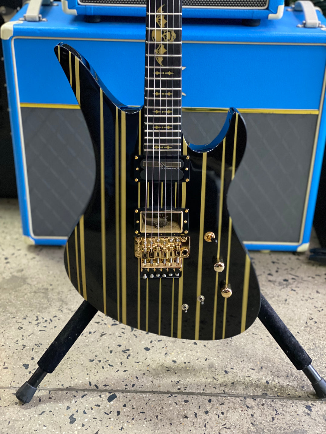 Schecter Synyster Gates Custom-S Gloss | Black w/Gold Stripes