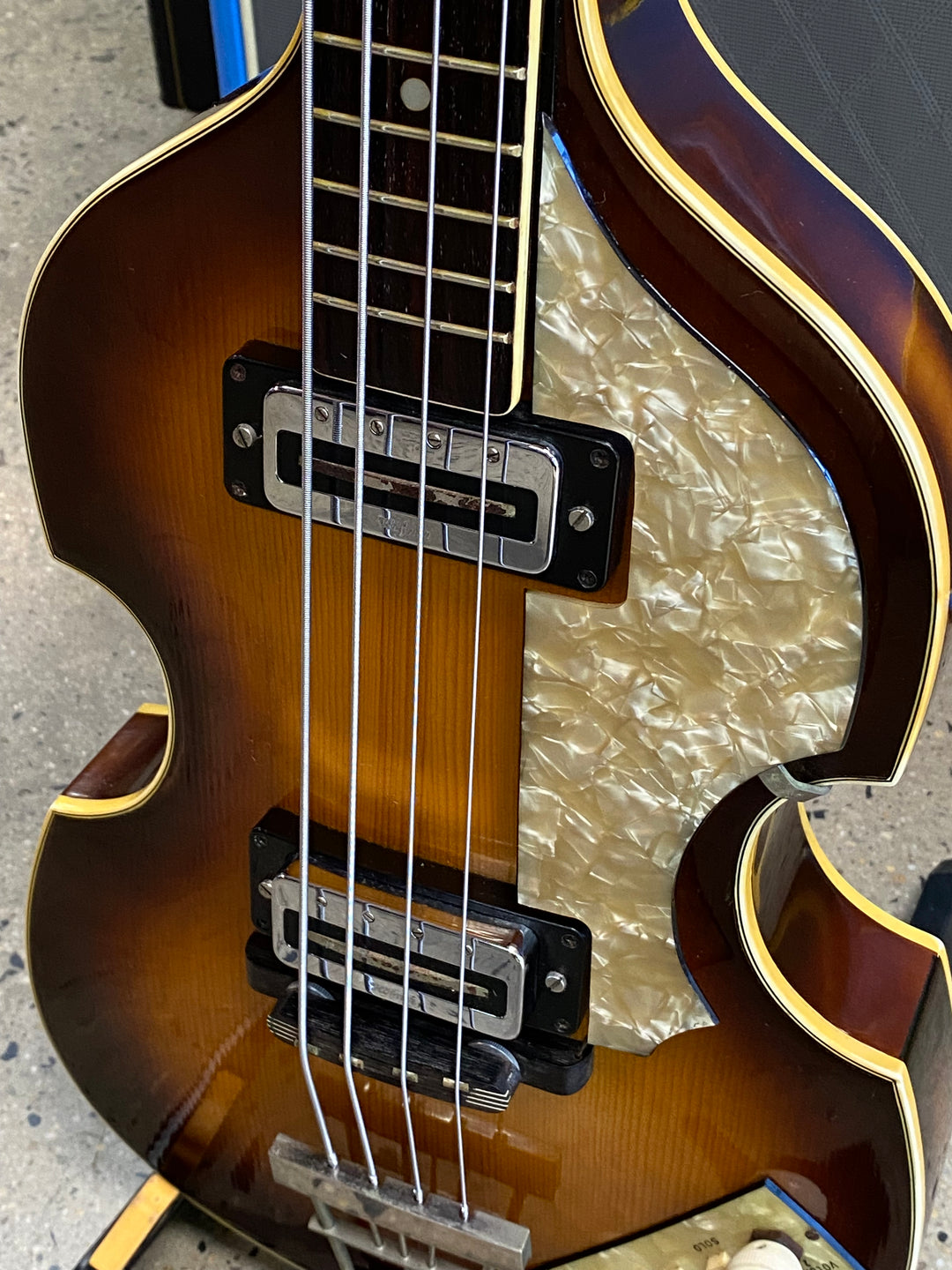 Hofner Made In Germany Vintage Violin Bass Late 60's-Early 70's W/case ***Pre Loved***