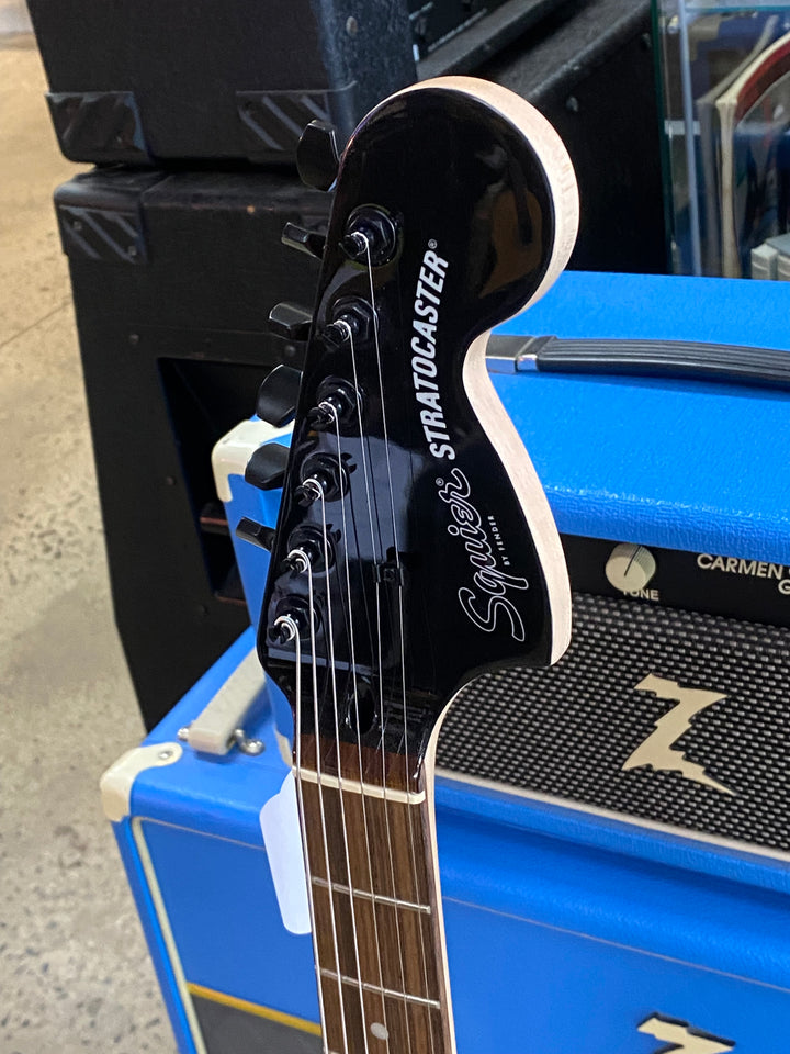 Squier by Fender Affinity Strat HSS | Metallic Black