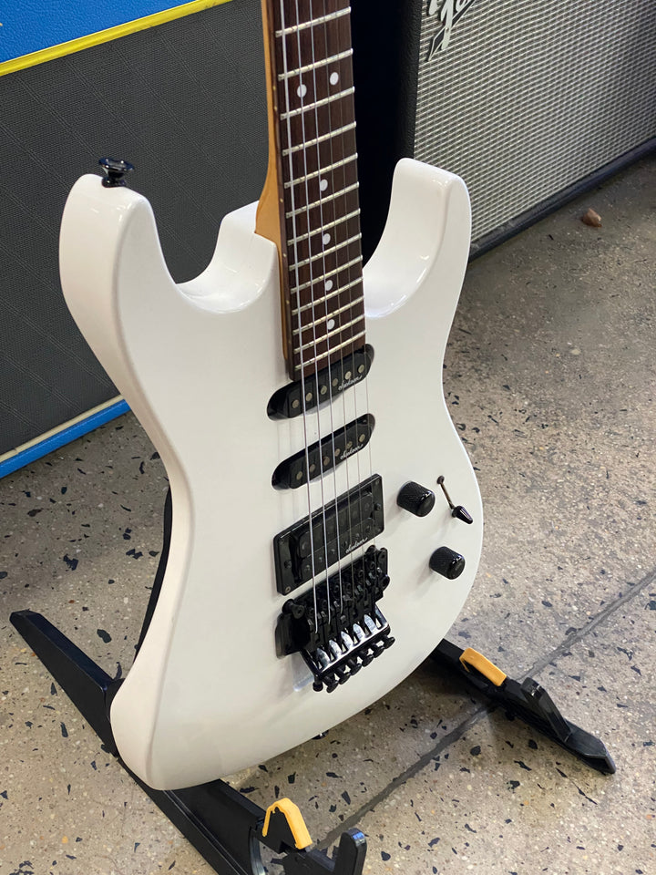 Charvel MIJ DK-065 White ***Pre Loved***