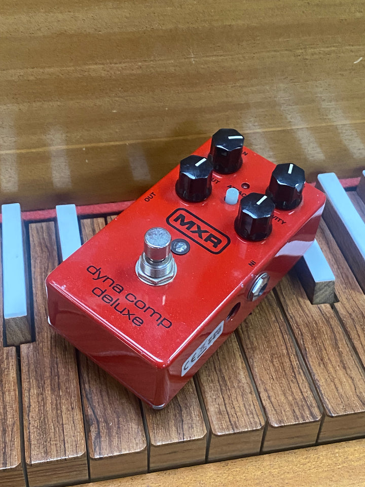 MXR M228 Dyna Comp Deluxe Compressor ***Pre Loved***