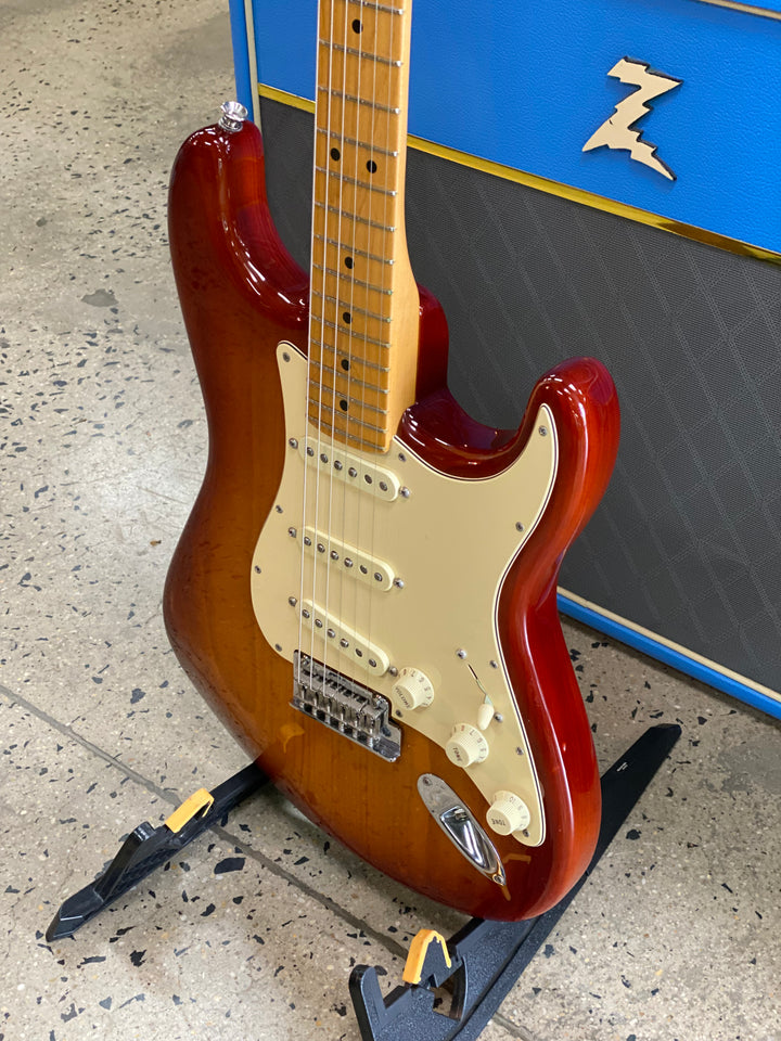 Fender 2021 American Professional II Stratocaster Sienna Sunburst W/case ***Pre Loved***