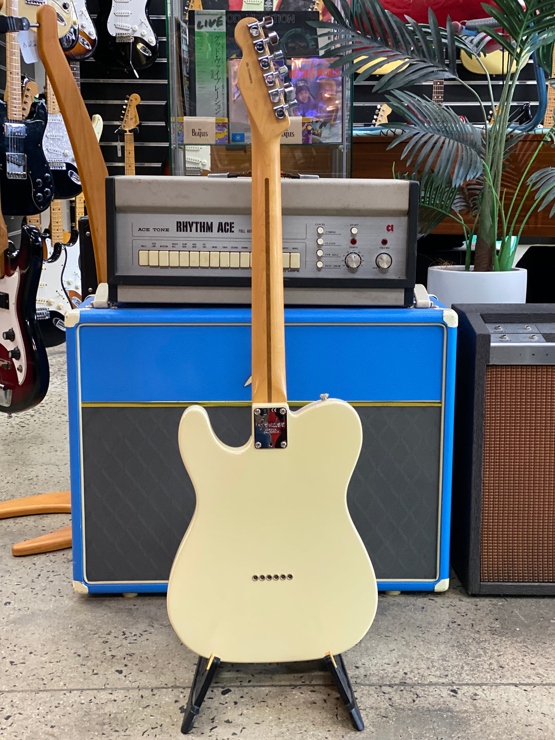 Fender 2016 American Pro Telecaster w/case | Olympic White ***pre loved***