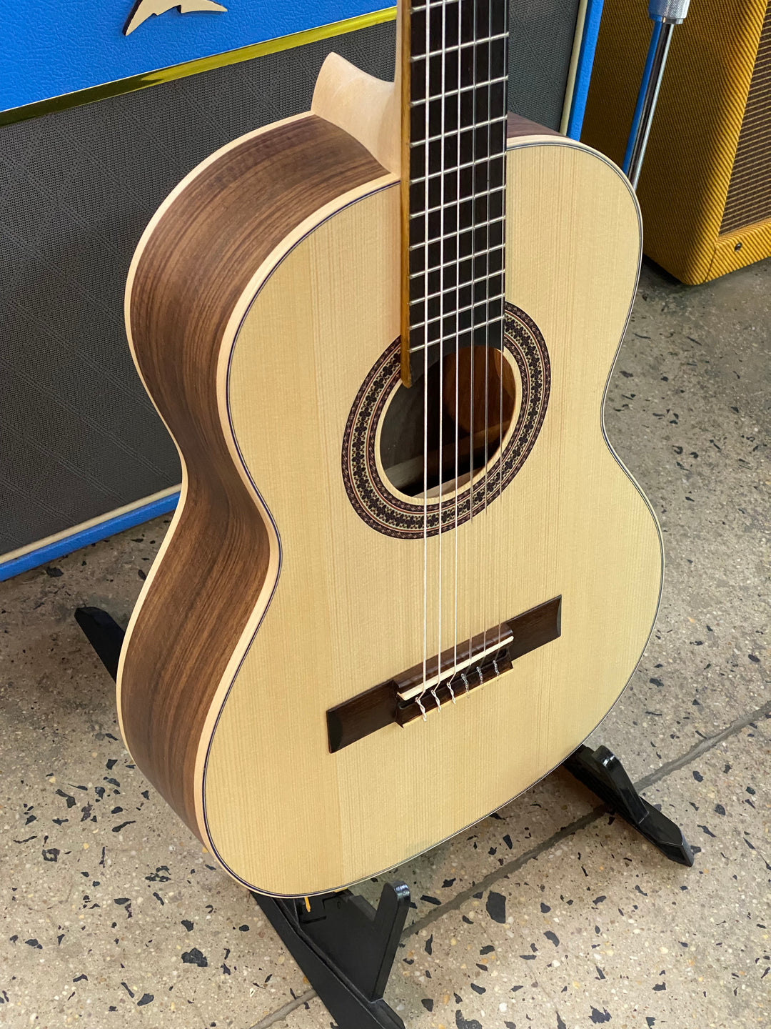 Manuel Rodriguez Concert 3/4 Ecologia E-57 Spruce / Walnut