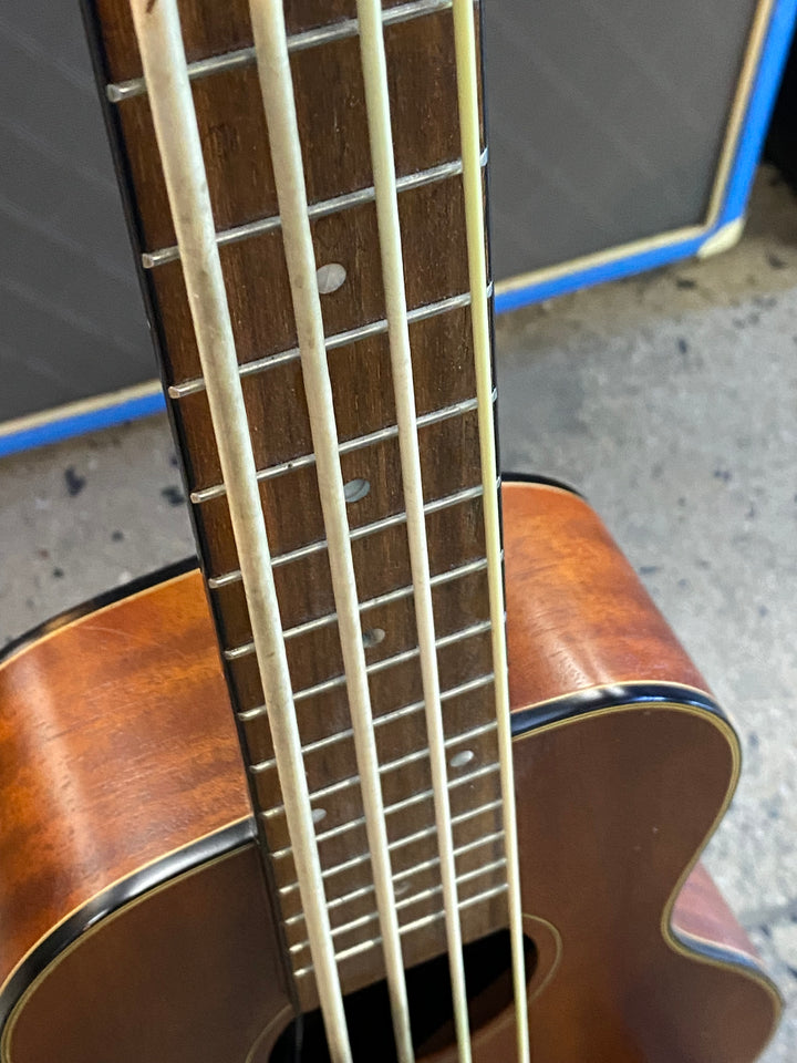 Mahalo MEAB1 Bass Ukulele wbag ***pre loved***
