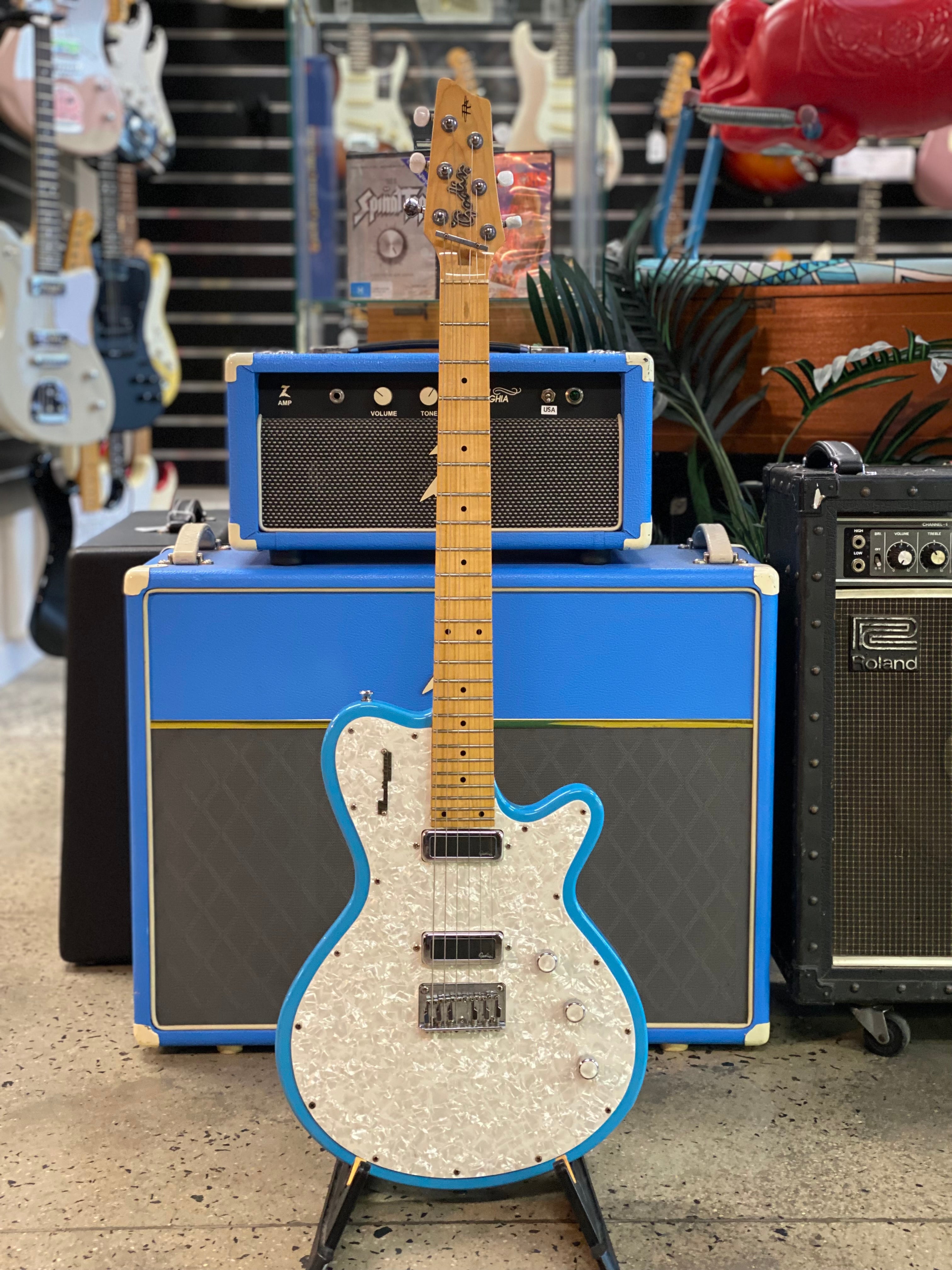 Godin Radiator | Blue ***Pre Loved*** – A&B Musical Instruments