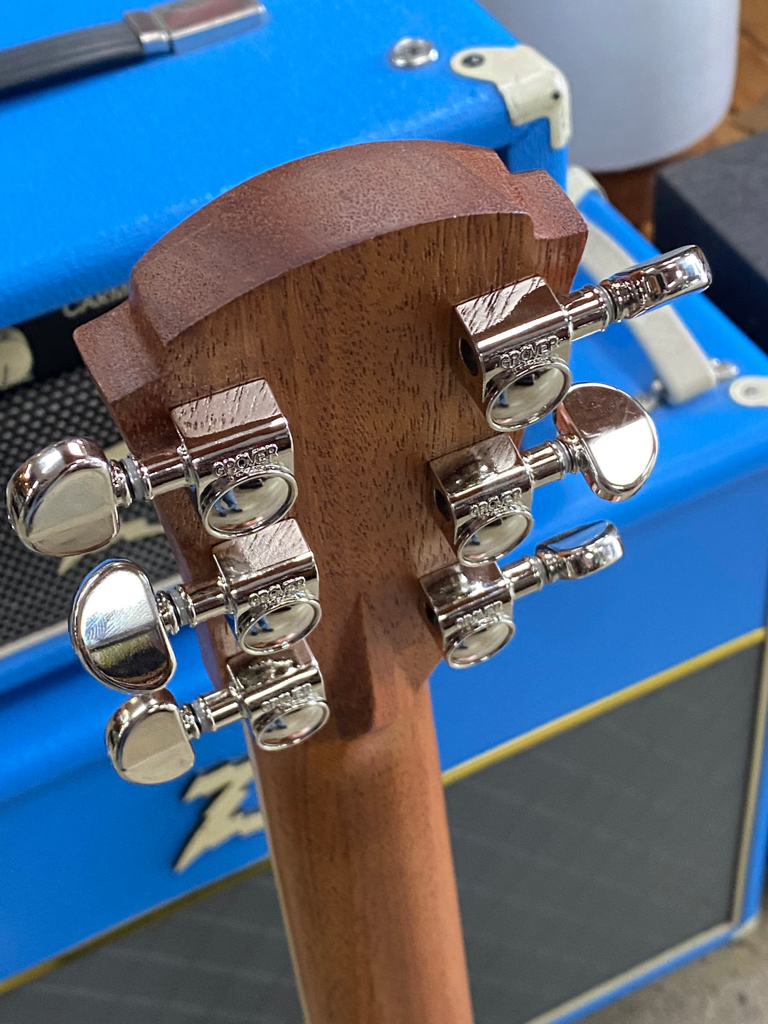 Cole Clark Studio Parlour Bunya Top Queensland Maple