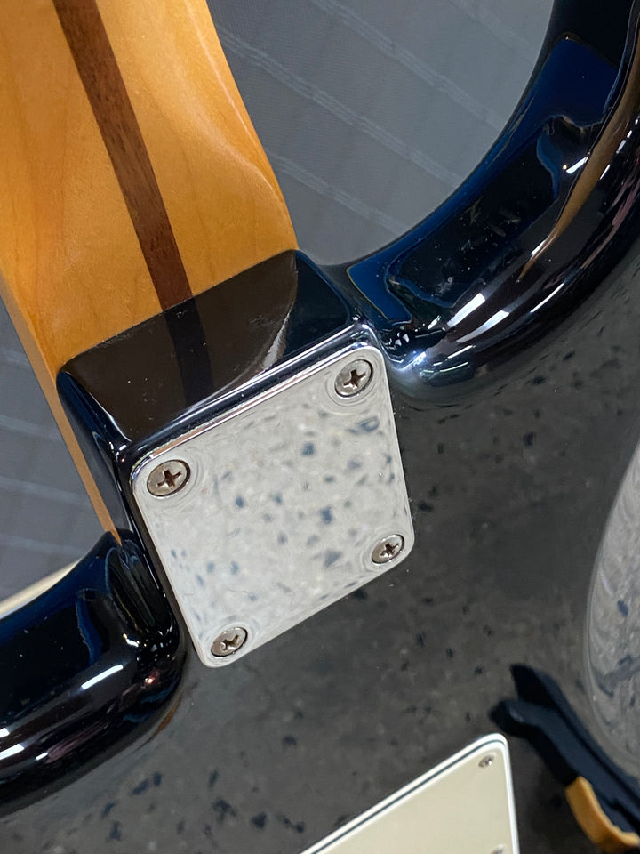 Fender 2010 Standard Mex Stratocaster RW Black W/case ***Pre Loved***