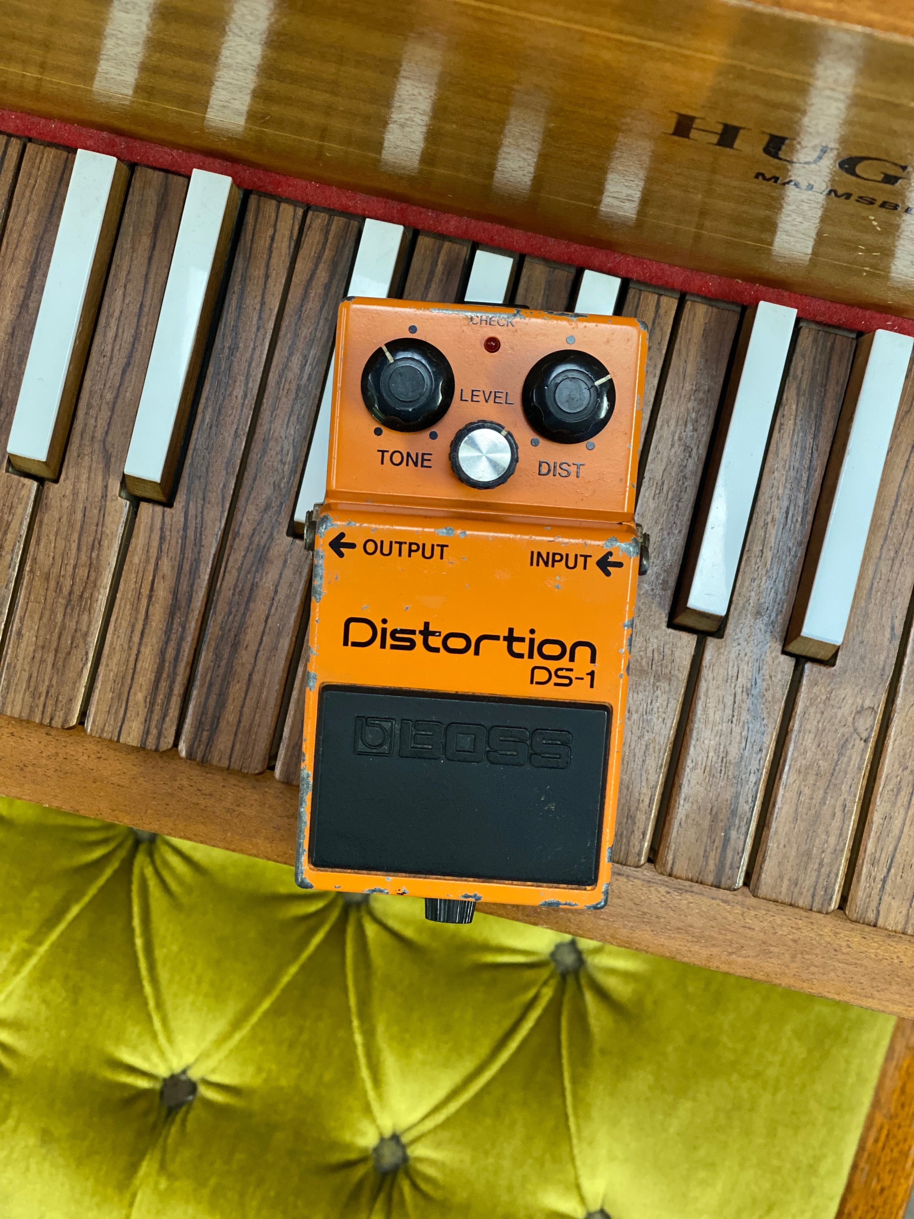 Boss 1984 MIJ DS-1 Distortion Pedal ***pre loved*** – A&B Musical