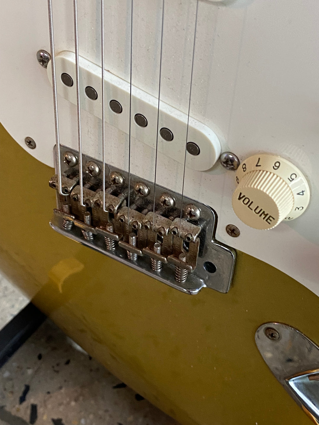 Fender 1994 40th Anniversary Foto Flame w/case | Shoreline Gold ***pre loved***