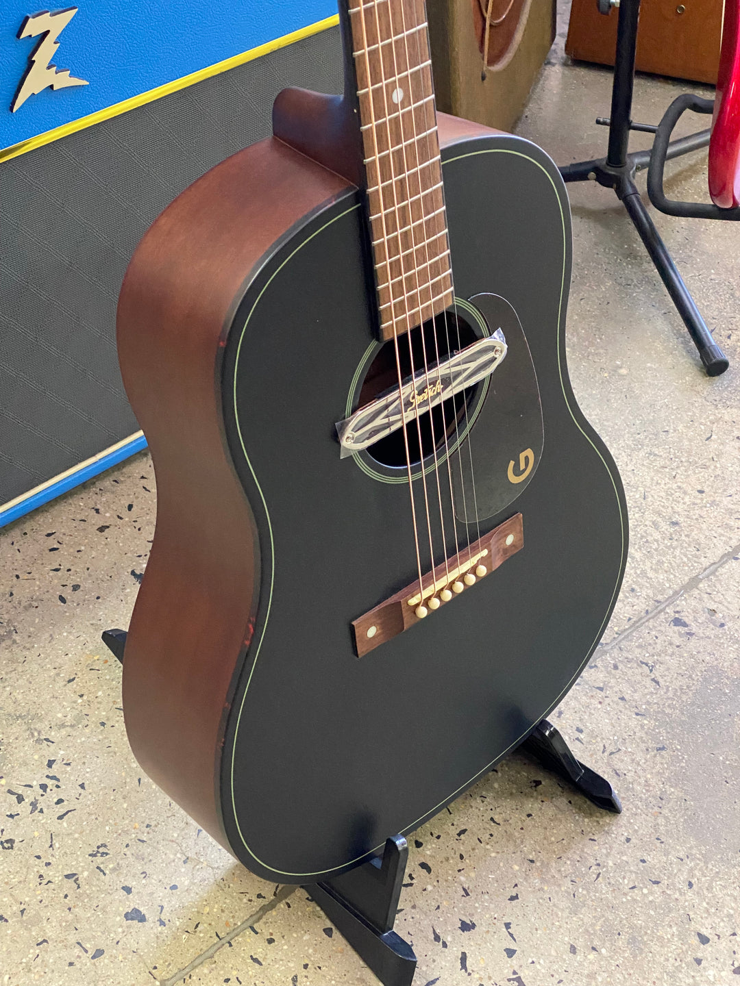 Gretsch Deltoluxe Dreadnought w/ Pickup | Black Top