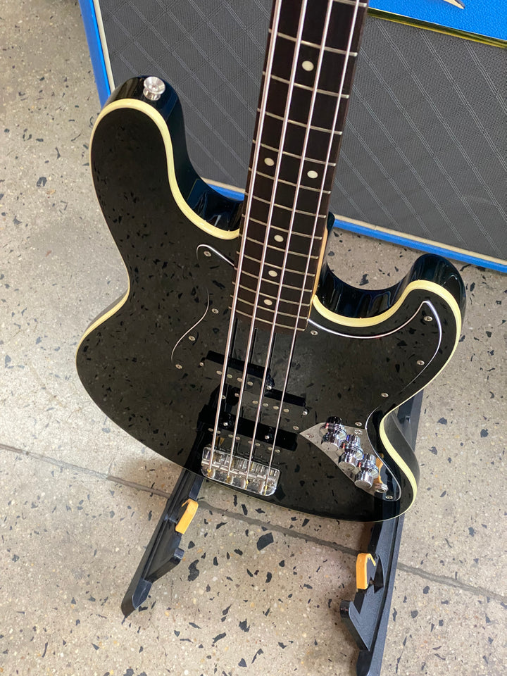 Fender CIJ 2004-05 Aerodyne Jazz Bass w/bag | Black ***pre loved***