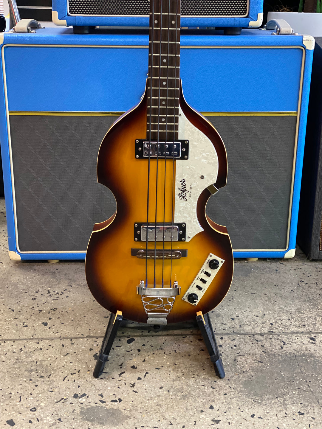 Hofner Violin Bass Tape Wound Strings w/bag | Sunburst ***pre loved***