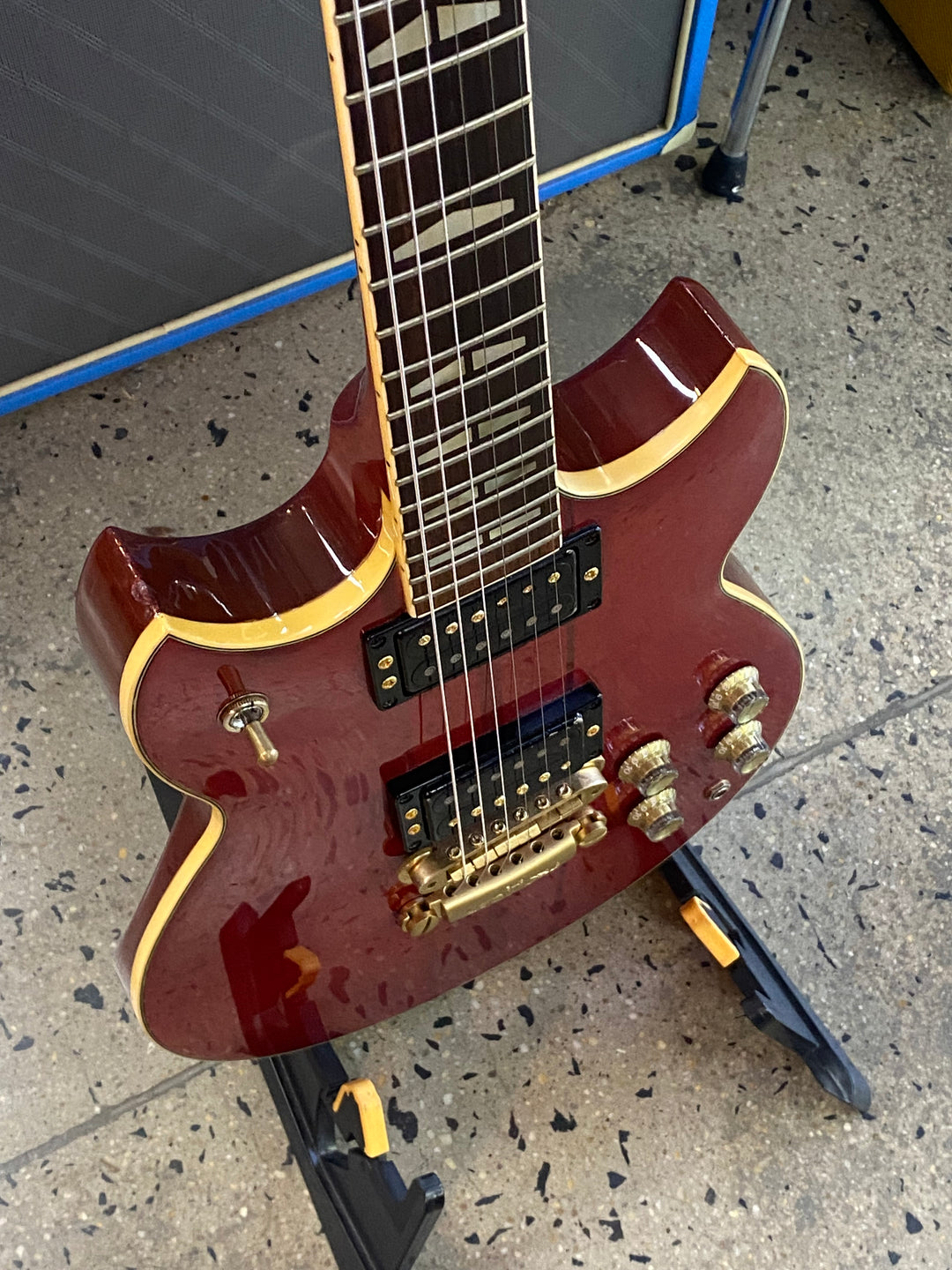 Yamaha MIJ SG1500 1982-84 w/bag | Persimmon Red ***pre loved***