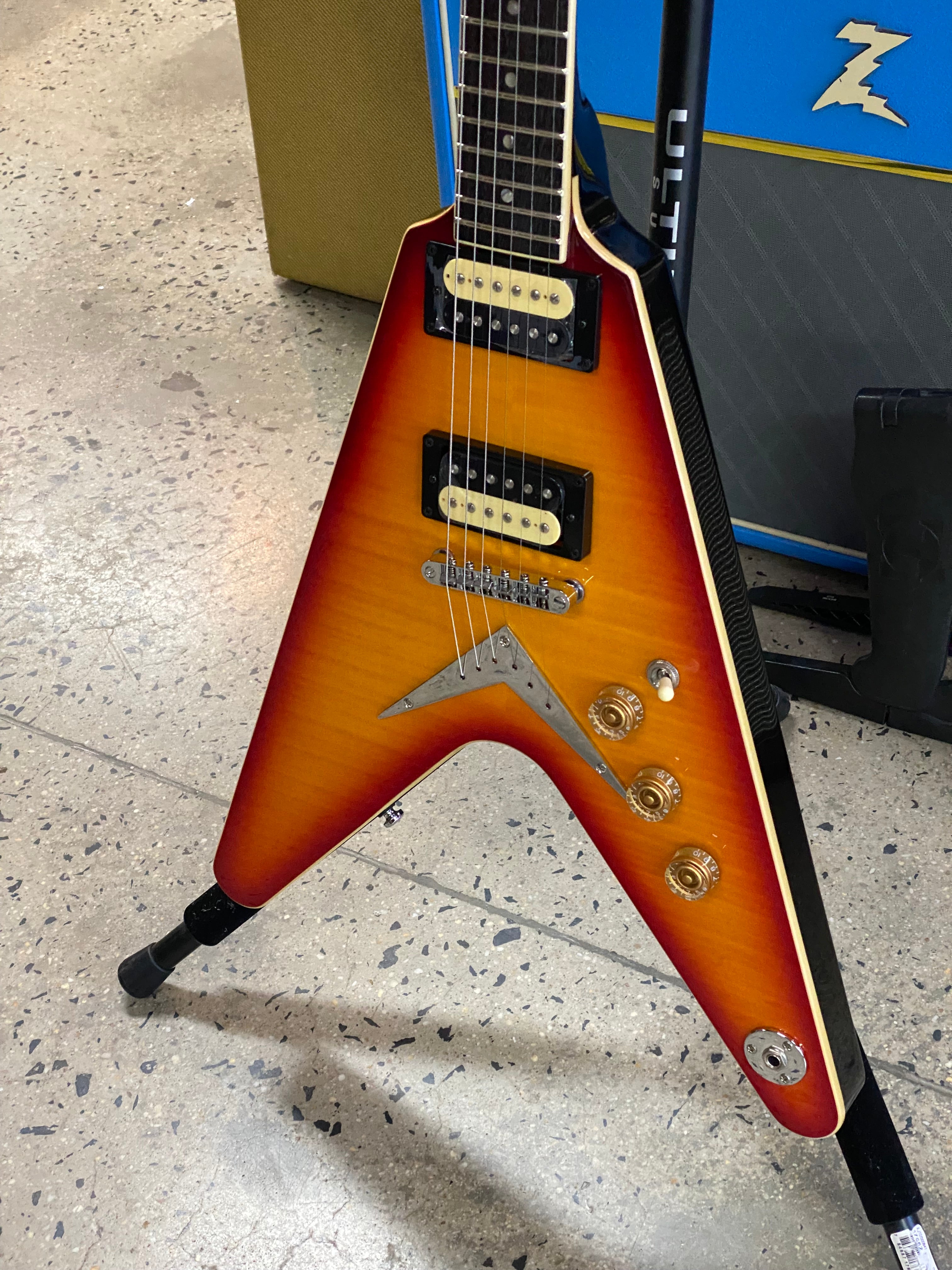 Dean Guitars V79 Flame Maple Trans Cherry Sunburst – A&B