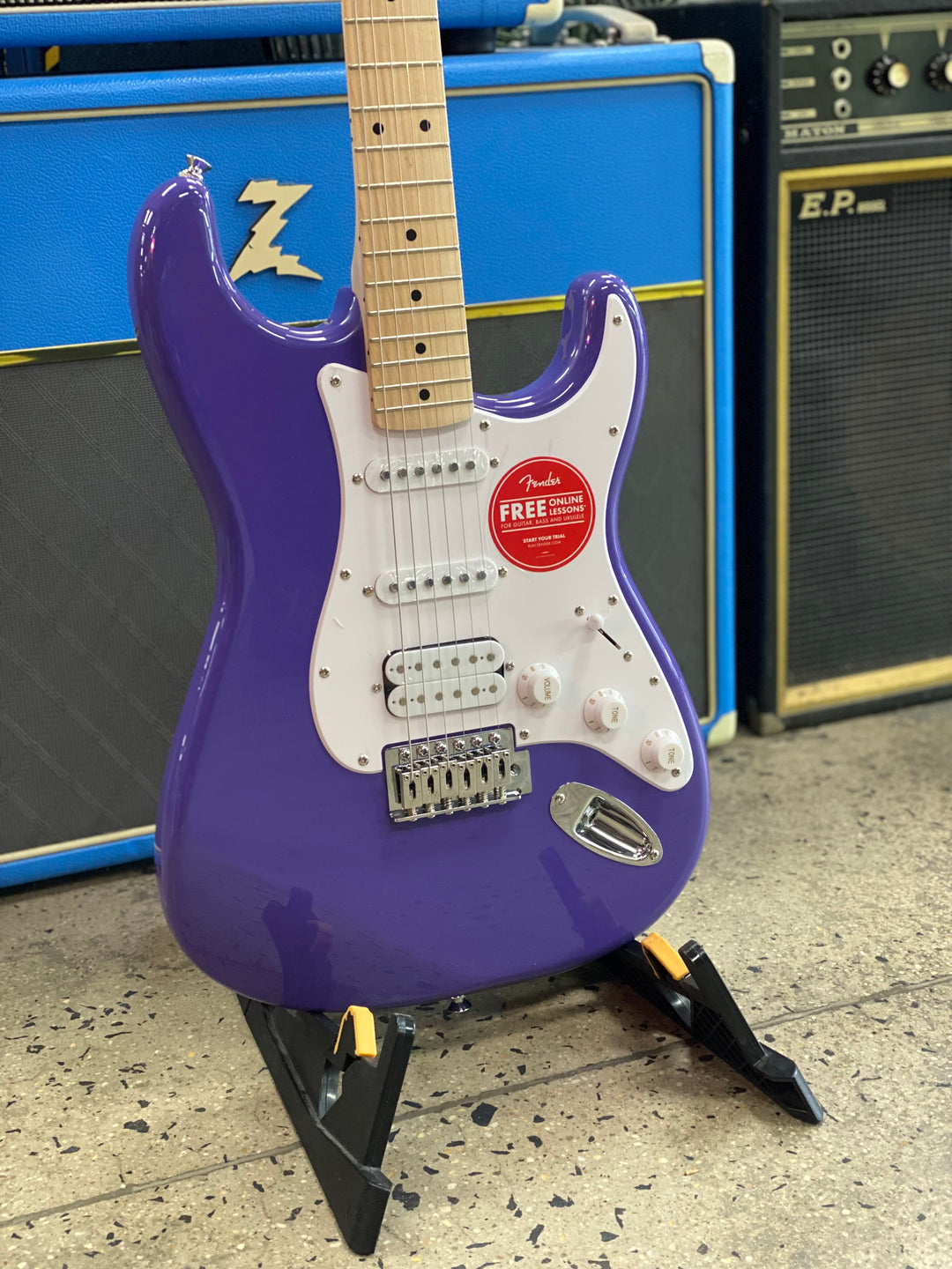 Squier By Fender FSR Sonic Strat HSS | Ultraviolet