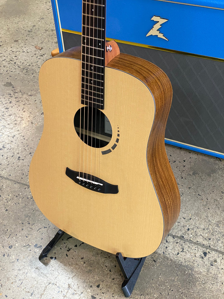 Tanglewood Metropolitan TM5 Dreadnought Koa Acoustic Guitar