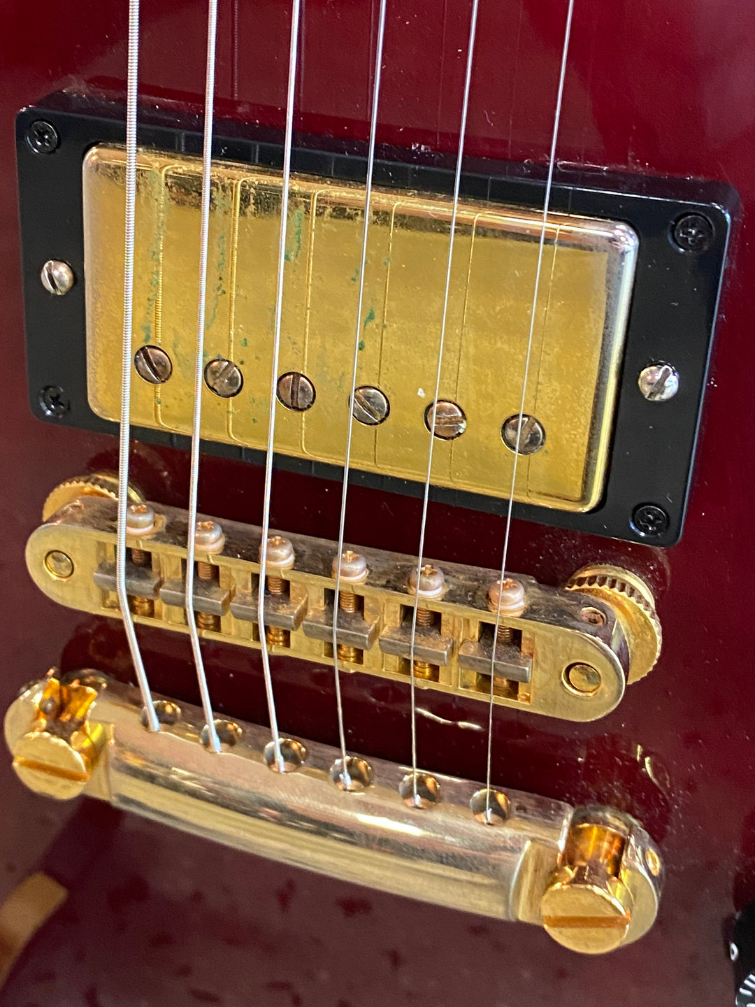 Gibson 1984 Les Paul Custom *modded* w/case | Wine Red **pre loved**