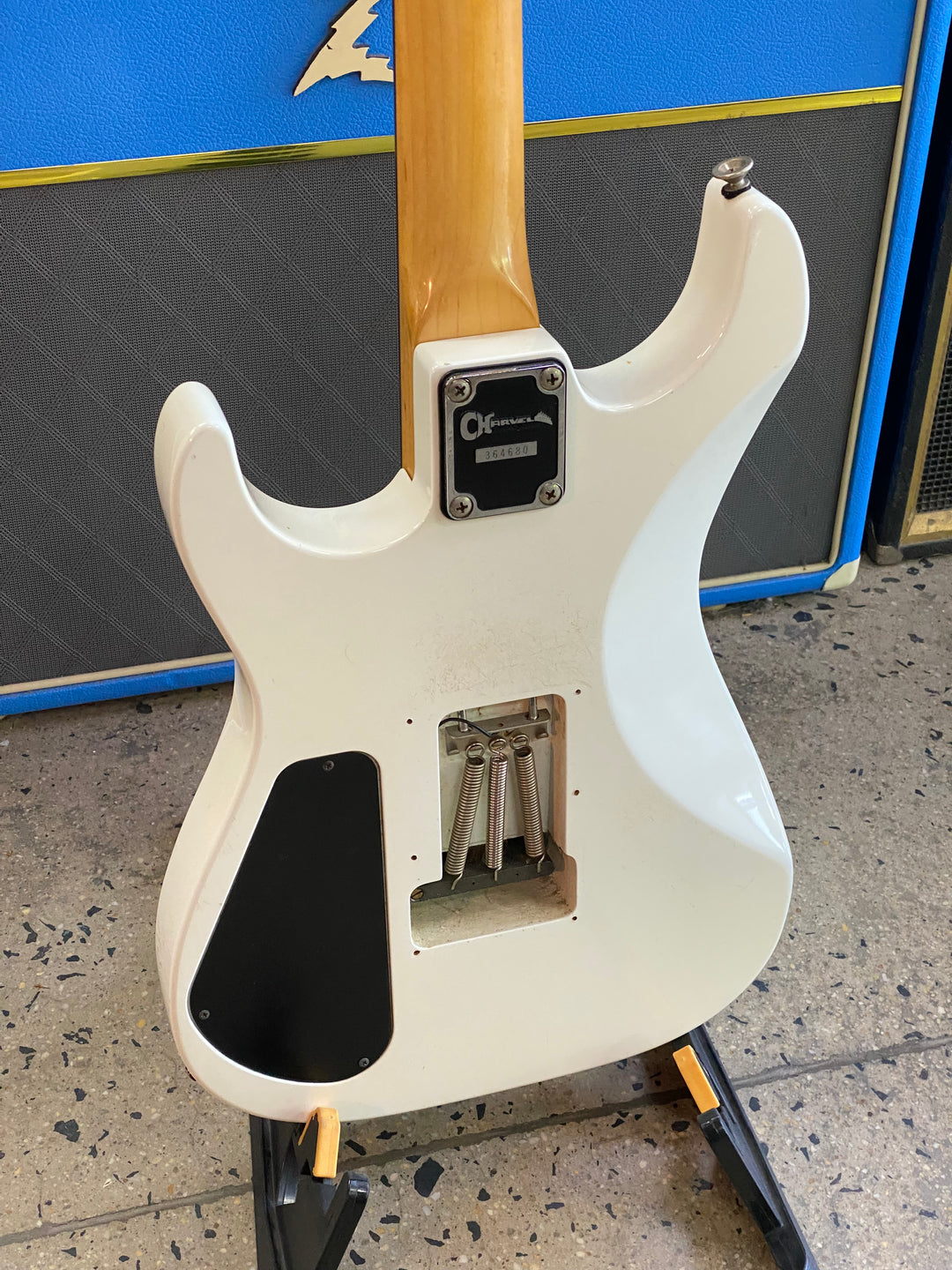 Charvel DK-055 w/bag | White **pre loved**