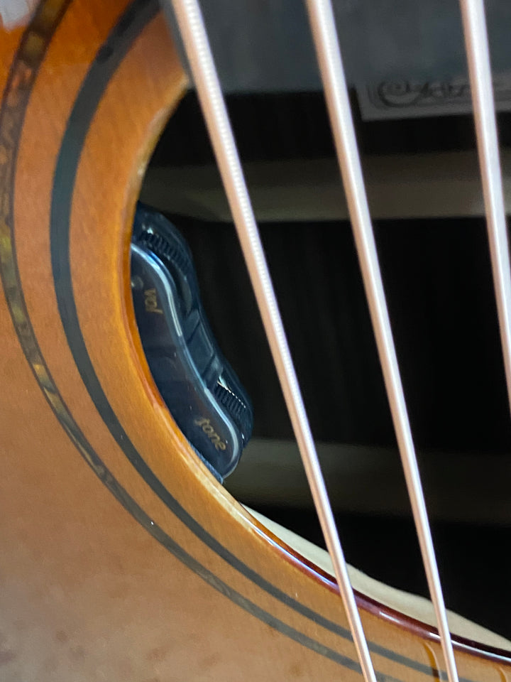 Alvarez LD70E Laureate Dreadnought Acoustic/Electric | Sunburst