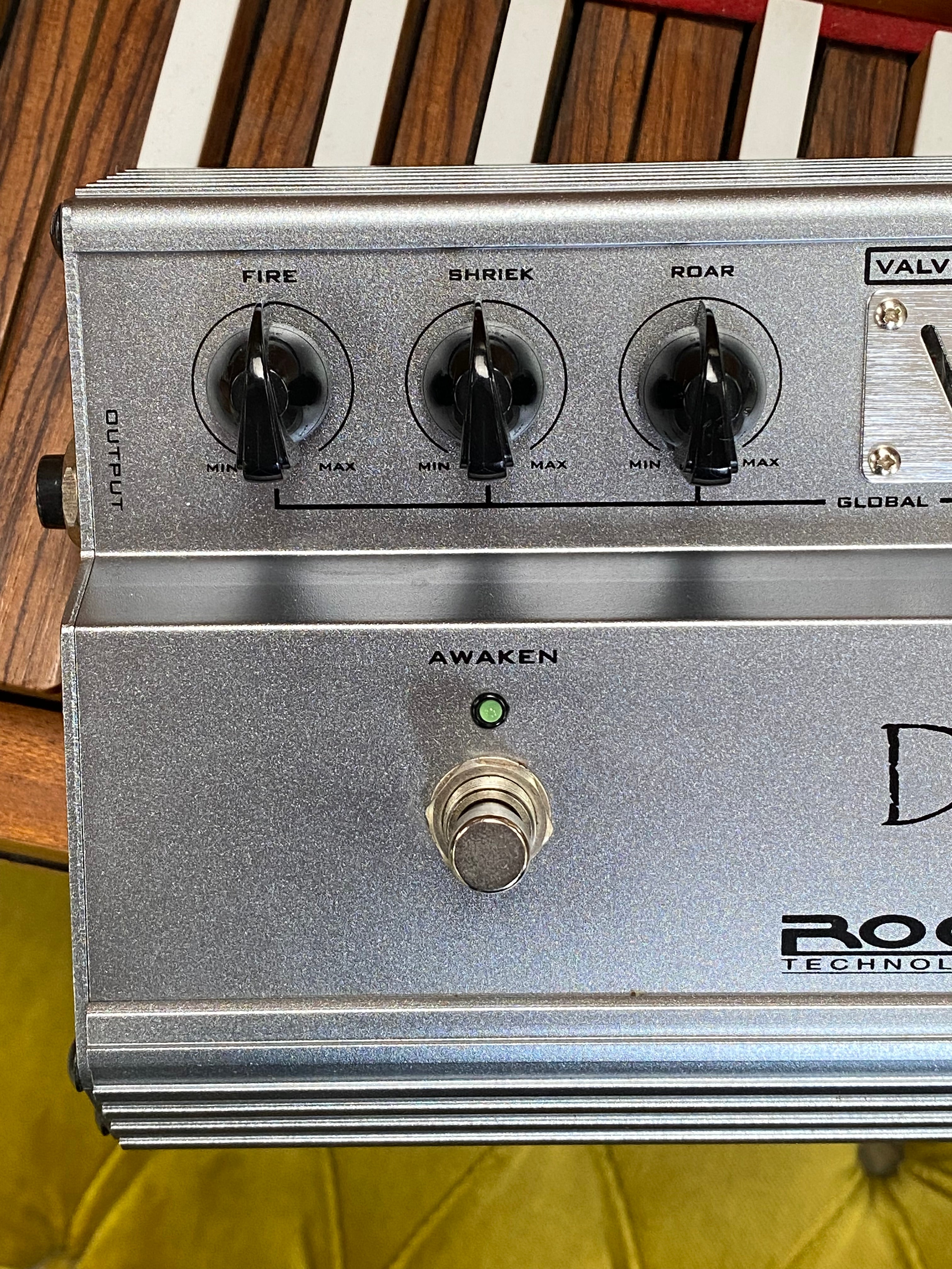 Rocktron Silver Dragon Tube Multi-Distortion Pedal w/box