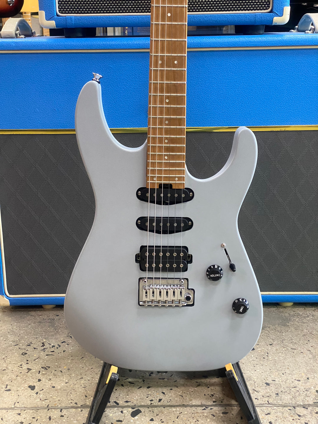Charvel 2018 Pro-Mod DK24 HSS 2PT CM Primer Gray ***Pre Loved***