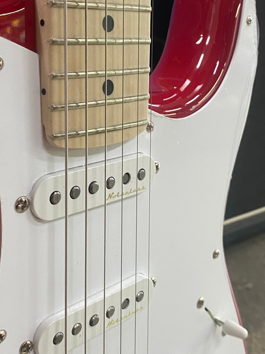 Fender USA Eric Clapton Stratocaster Maple Fingerboard Torino Red W/case ***Pre Loved***