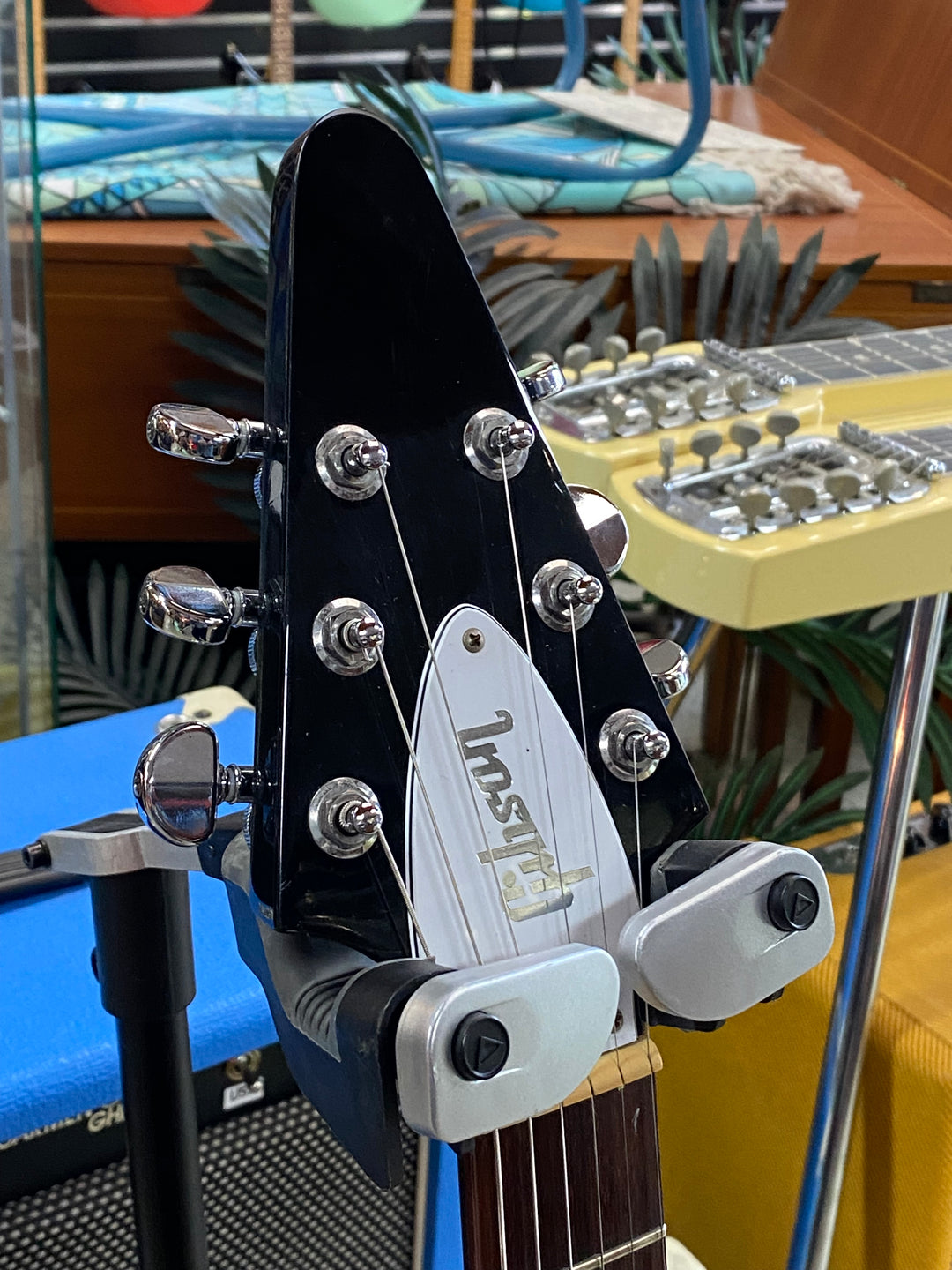Gibson USA 2017 Flying V Ebony Pickup Mods W/case ***pre loved***