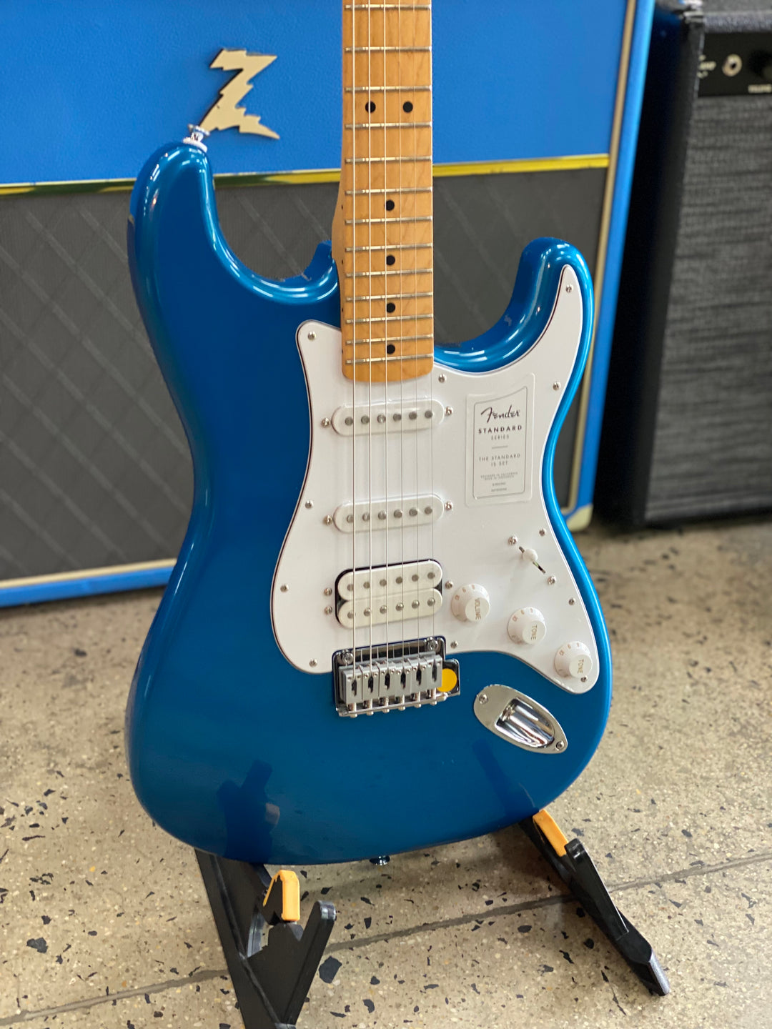 Fender Standard Stratocaster HSS | Aqua Marine Metallic