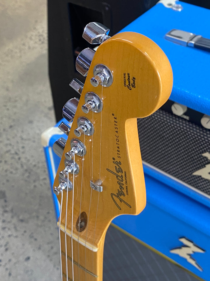 Fender 2023 AM Pro II Stratocaster HSS Maple Fingerboard OLW W/case ***Pre Loved***