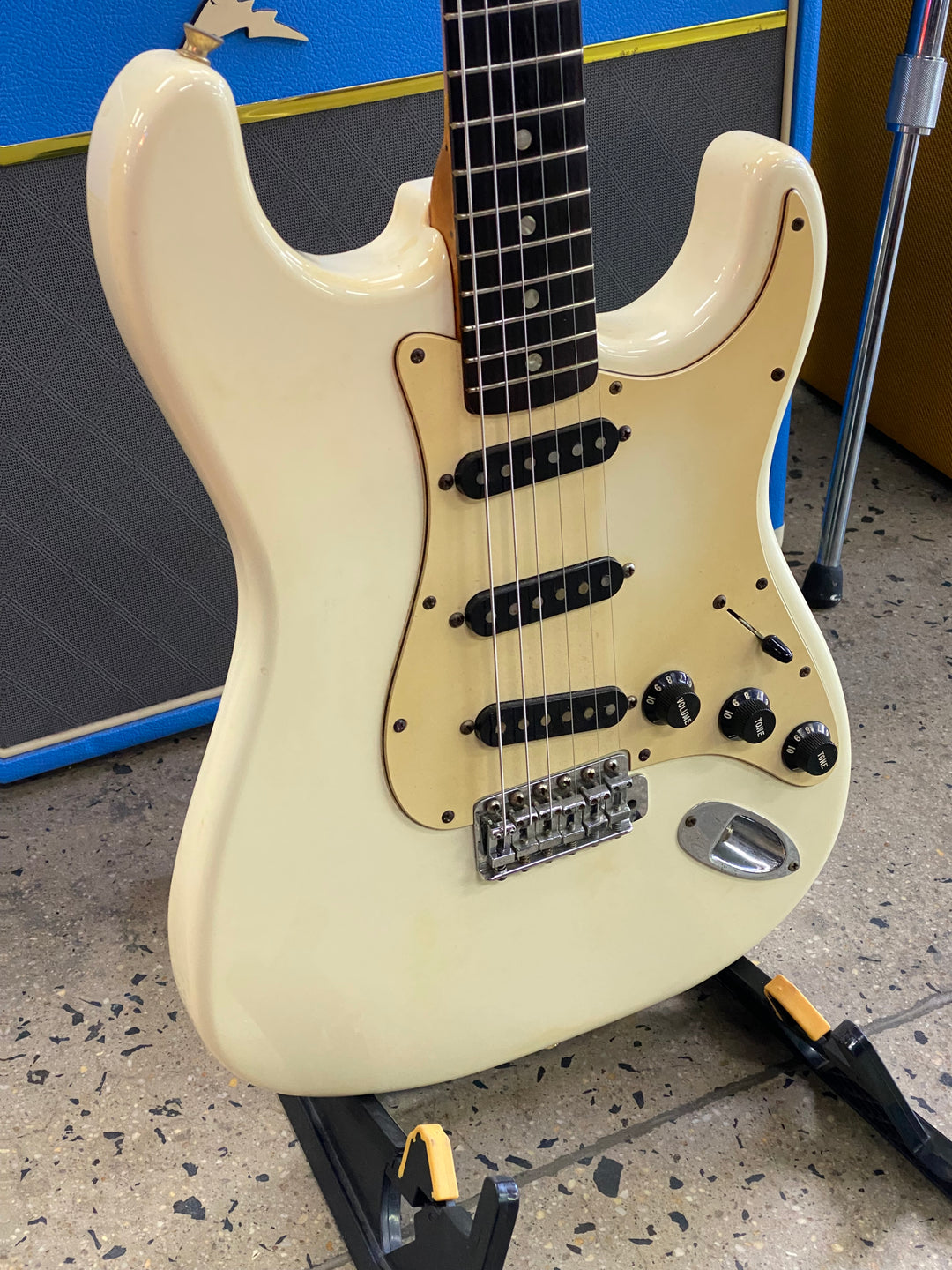 Fender USA 1979 Stratocaster w/case | White ***pre loved***