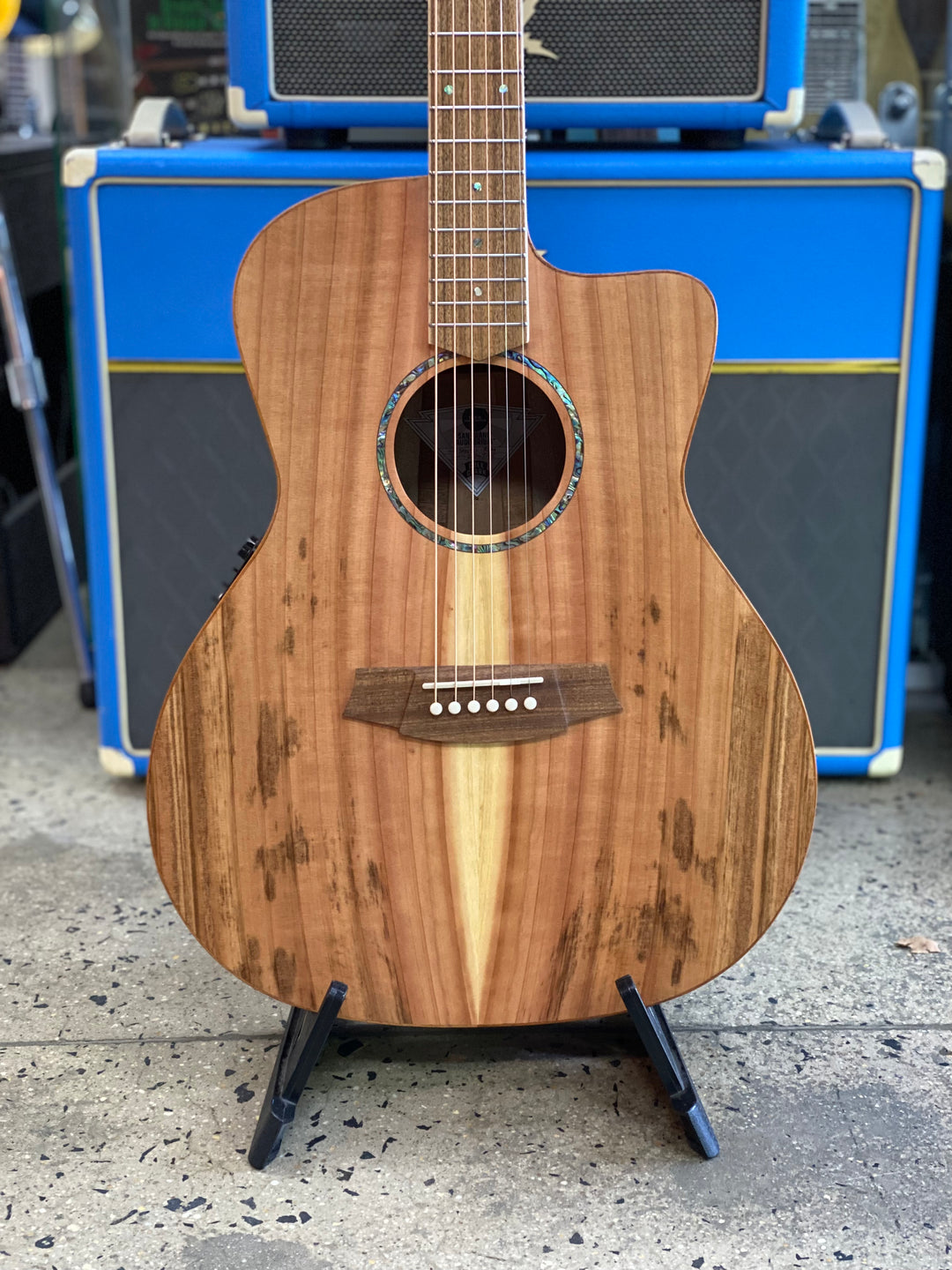 Cole Clark Studio SAN1EC Grand Auditorium Redwood Top Queensland Maple Back and Sides