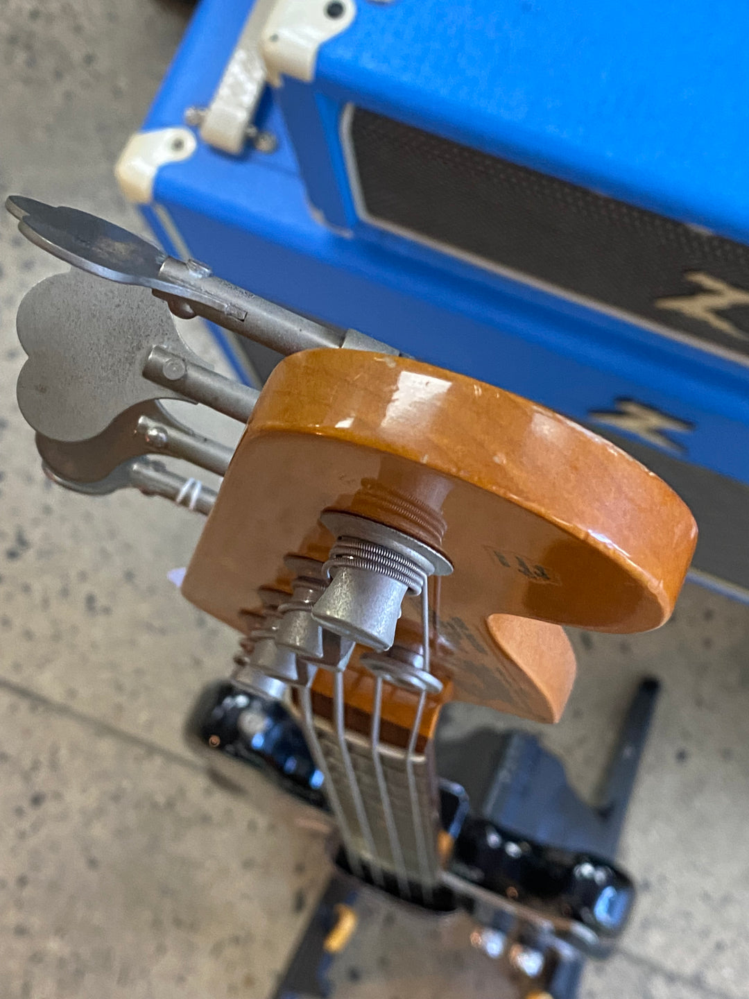 Fender 1994 American Vintage 62 Jazz Bass w/case | Sunburst ***pre loved***