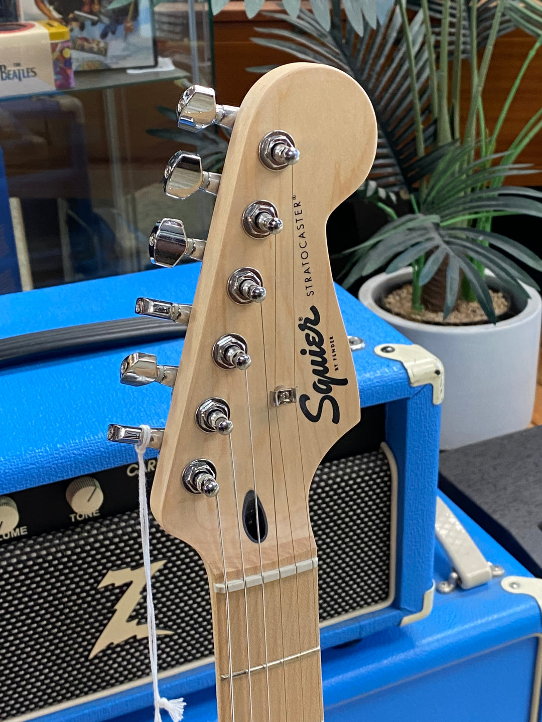 Squier Sonic Stratocaster HT H | Flash Pink