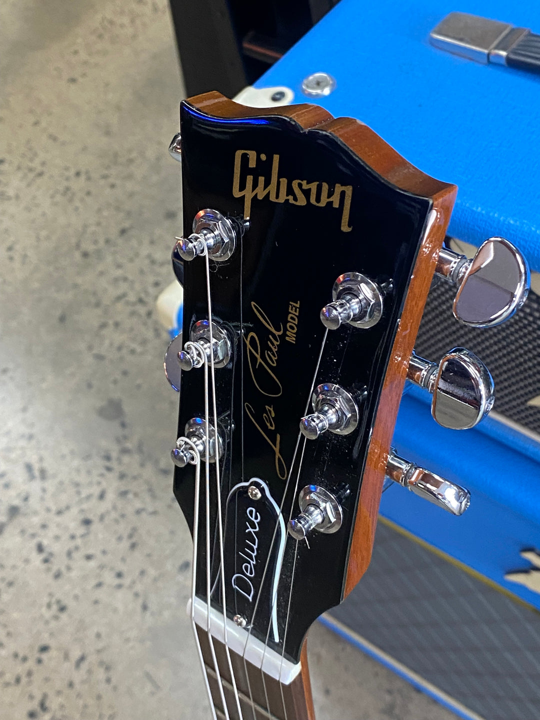 Gibson USA 2012 Les Paul Studio Deluxe Vintage Sunburst W/case ***Pre Loved***