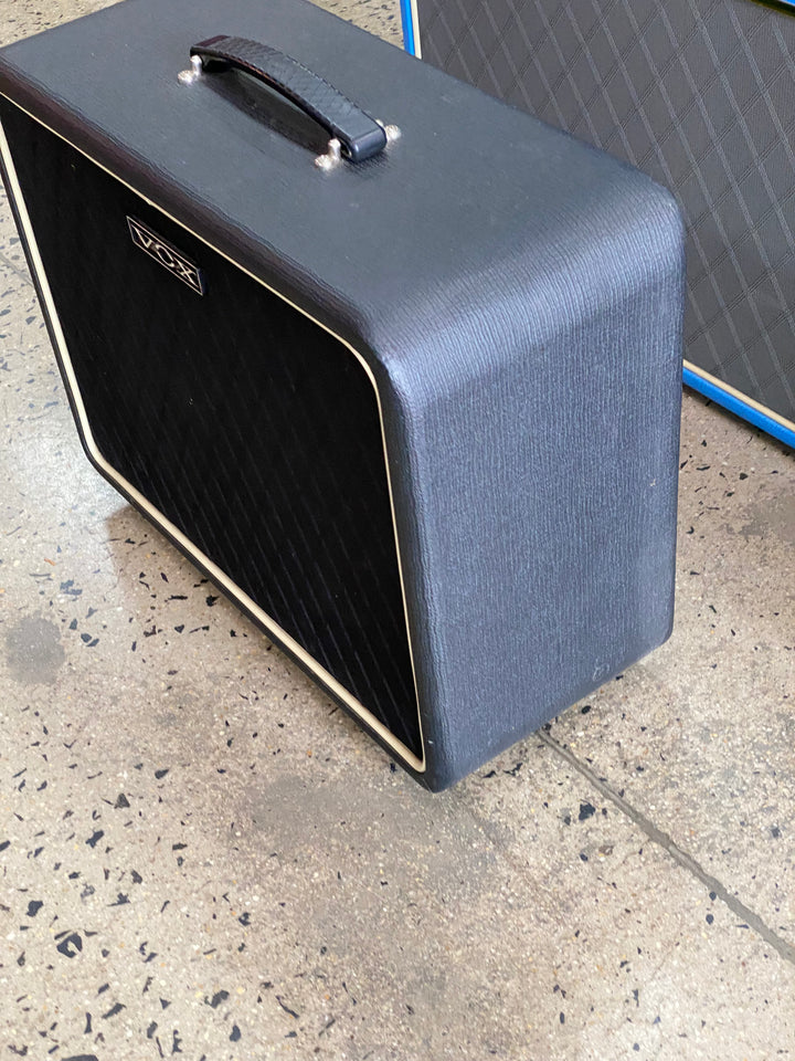 Vox G112NT 1x12 Cabinet w/ Celestion Speaker ***pre loved***