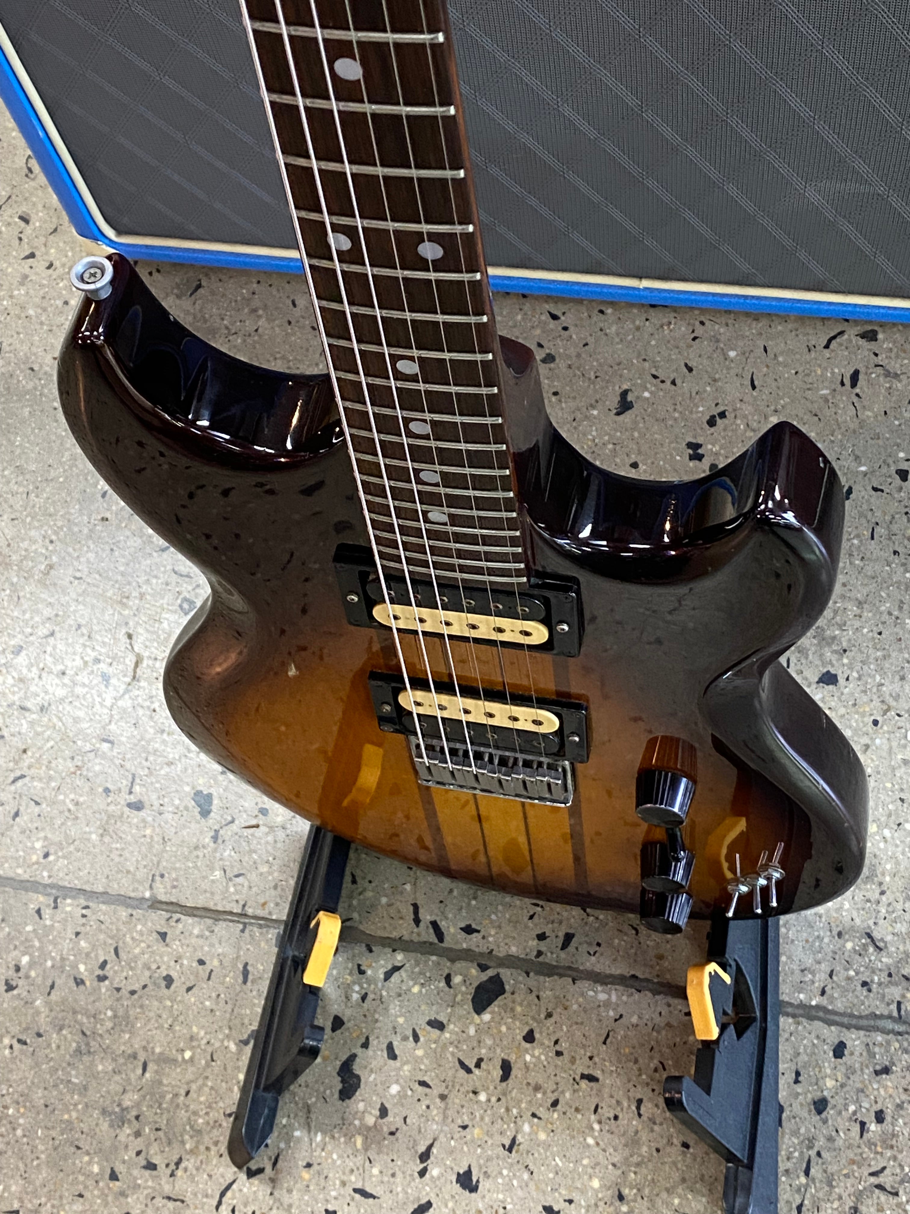 Aria Pro II 1981 TS-400 Tri-Sound Series W/bag ***pre loved