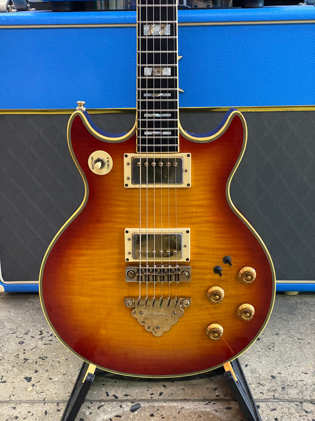 Pre-loved Ibanez AR-300 Model MIJ 1981 CS w/bag ***Pre Loved***