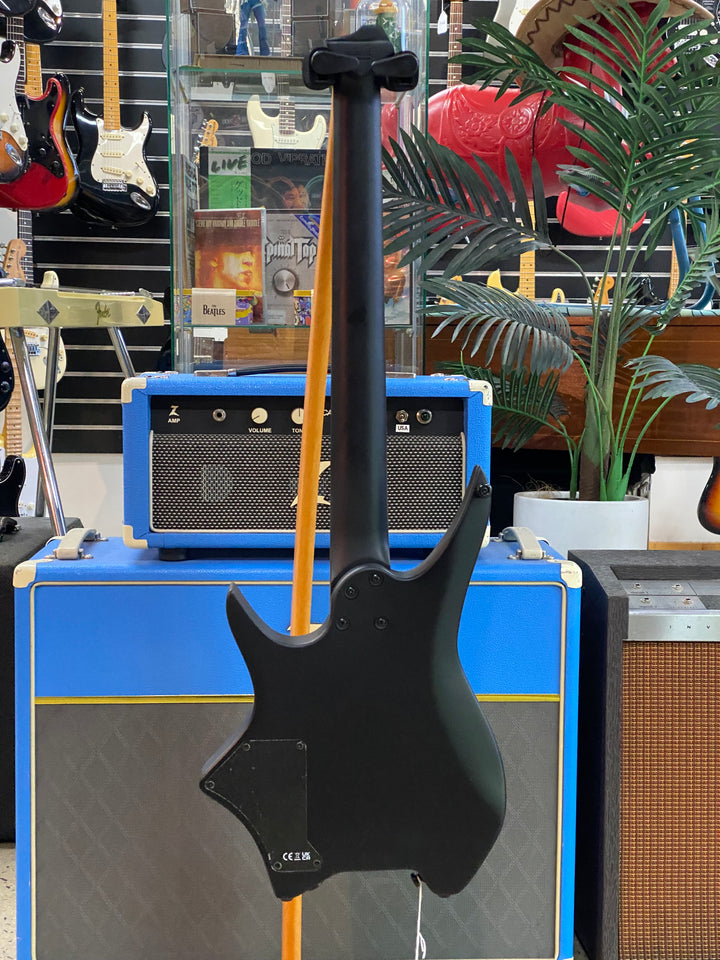 Hils HN3 Headless Electric Guitar | Satin Black