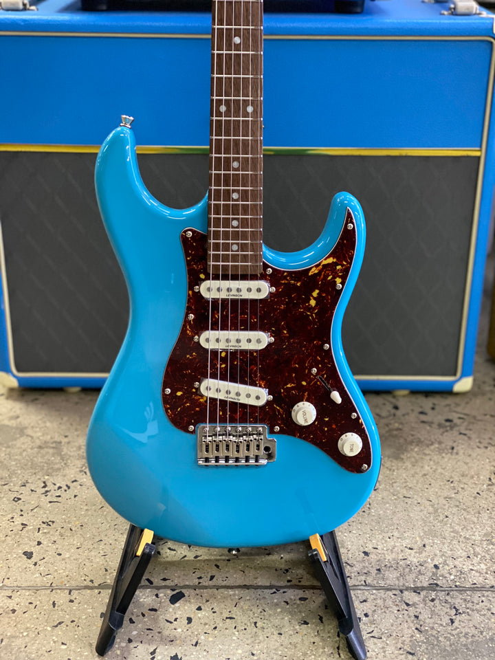 Levinson Sceptre Ventana Standard SSS | Sonic Blue