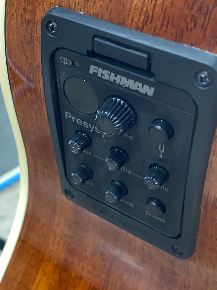 TASMAN TA300O-E OM Acoustic Electric GUITAR SUNBURST W/CASE