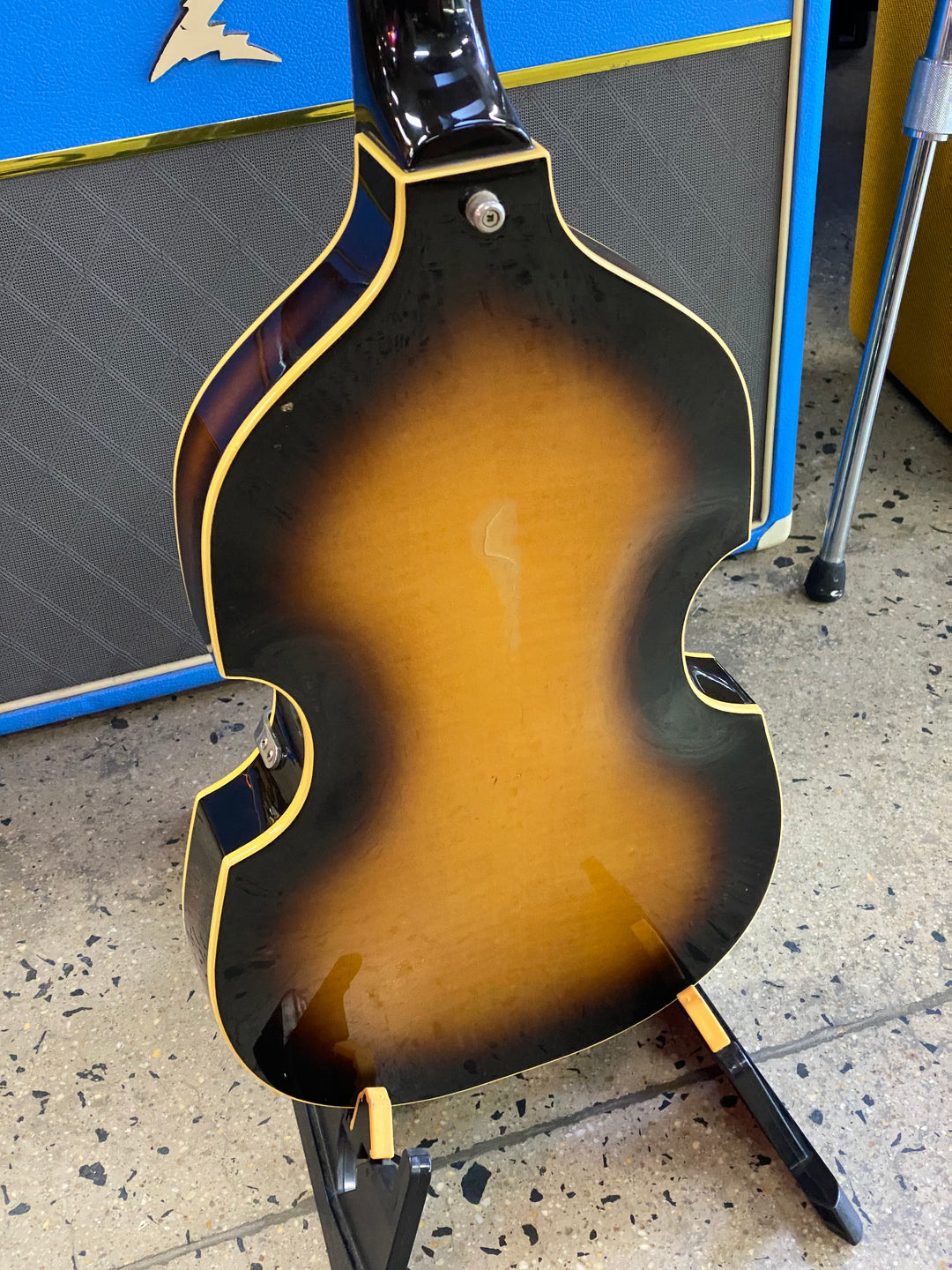 Greco VB500 500/1 Violin Bass w/case ***Pre Loved***