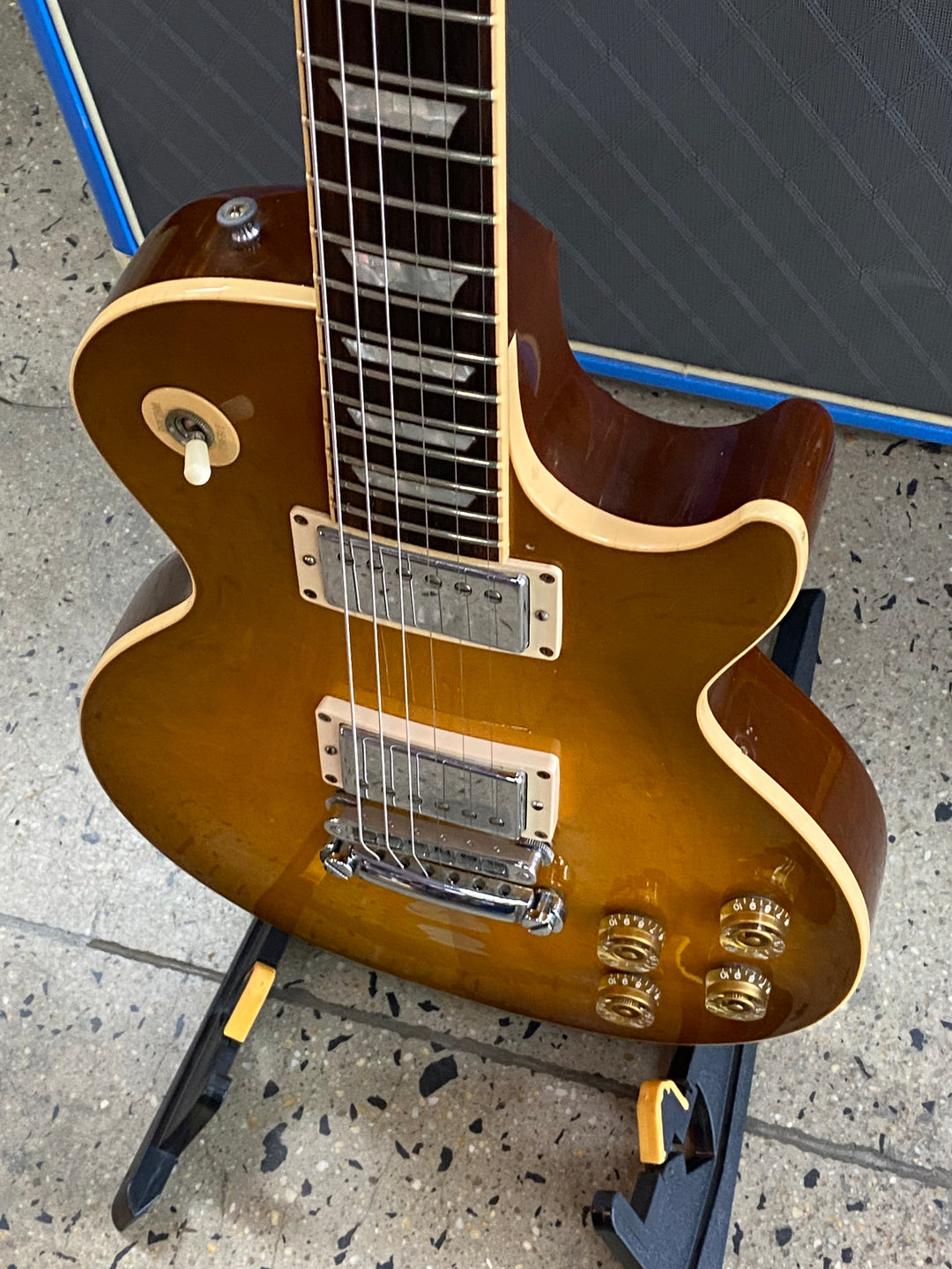 Gibson USA 1999 Les Paul Standard w/case | Honey Burst ***Pre Loved***