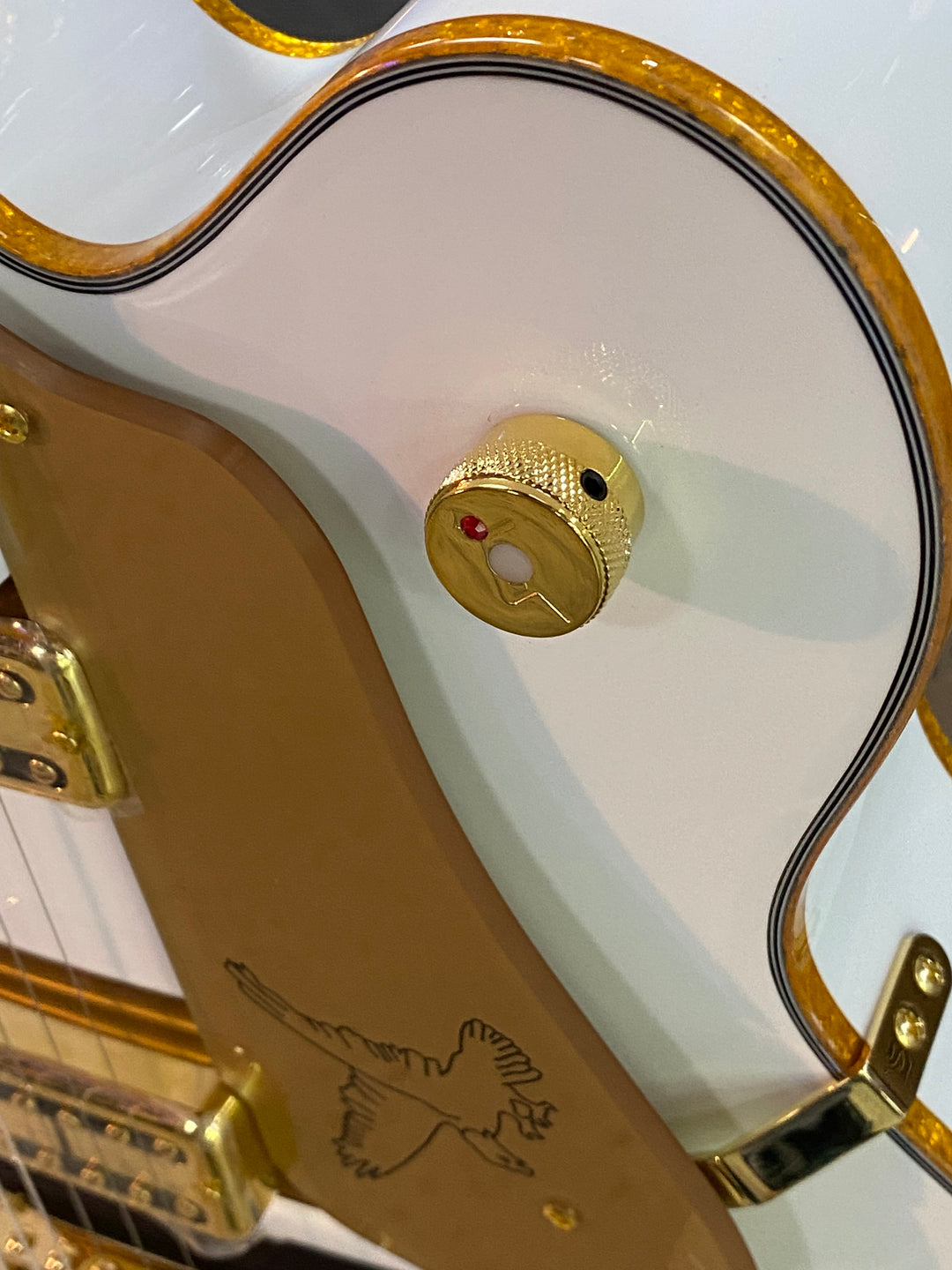 Gretsch Synchromatic Falcon Hollow Body w/Bigsby | Snowcrest White