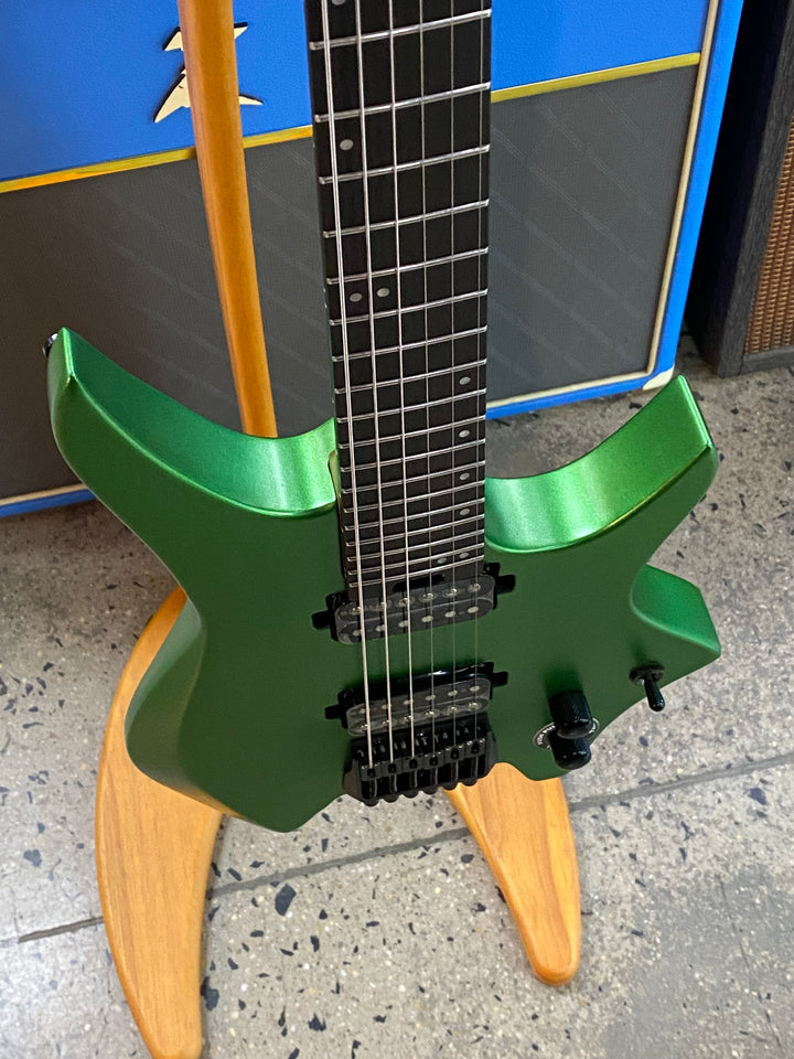 Hils HN3 Headless Electric Guitar | Satin Metallic Emerald