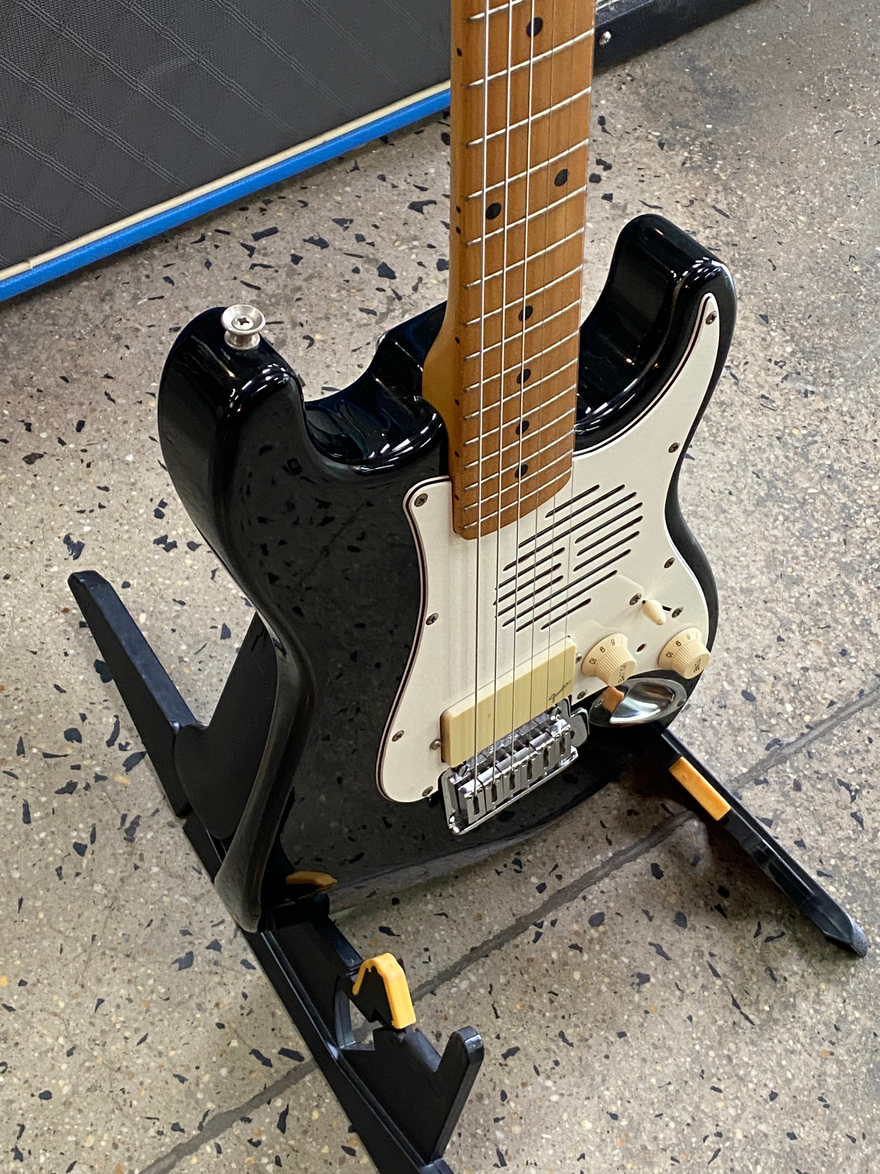 ギター Fender Japan ST-CHAMP Fender Japan 1990's ST-Champ - GUITAR TRADERS - ギター