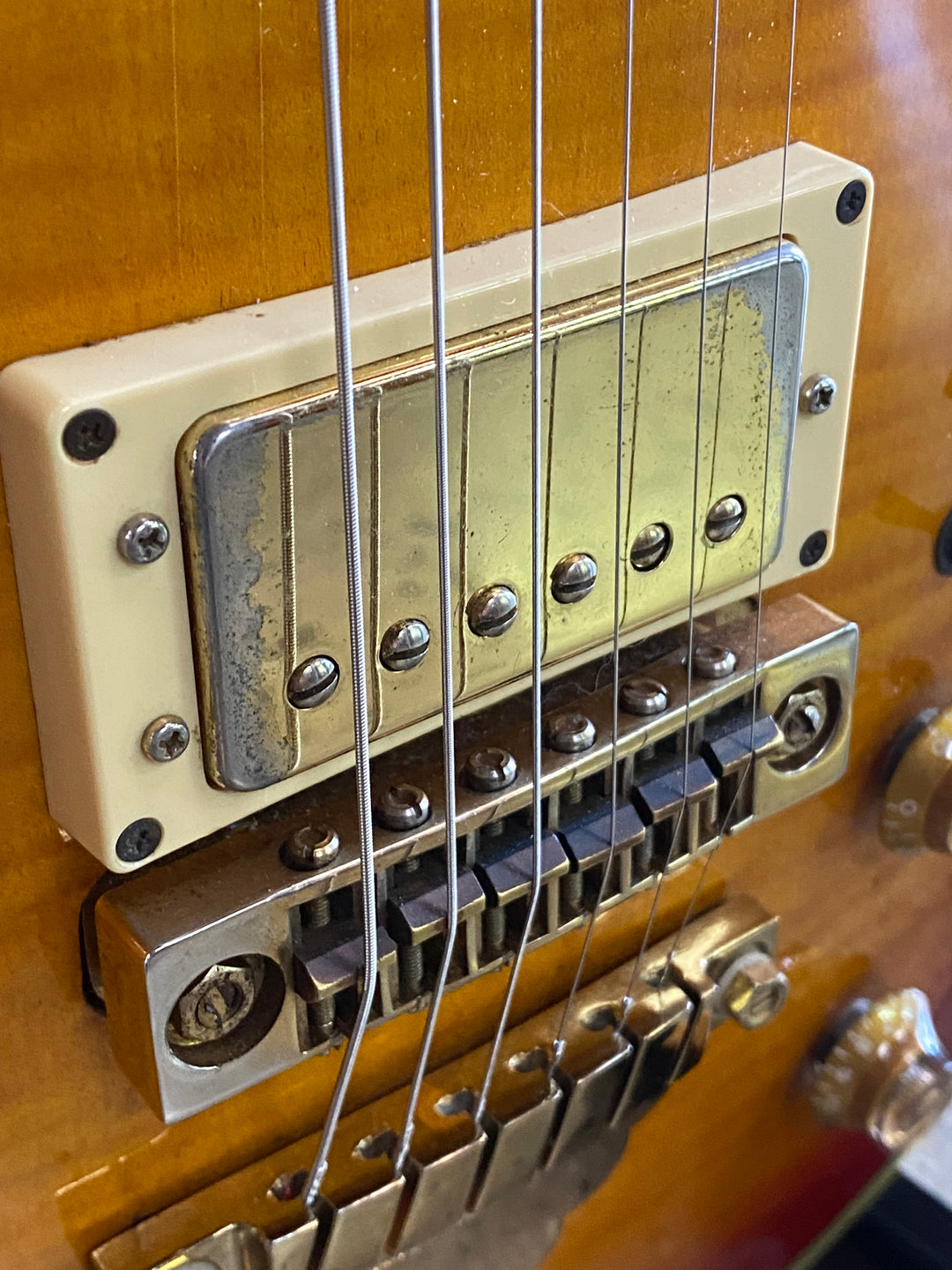 Pre-loved Ibanez AR-300 Model MIJ 1981 CS w/bag ***Pre Loved***